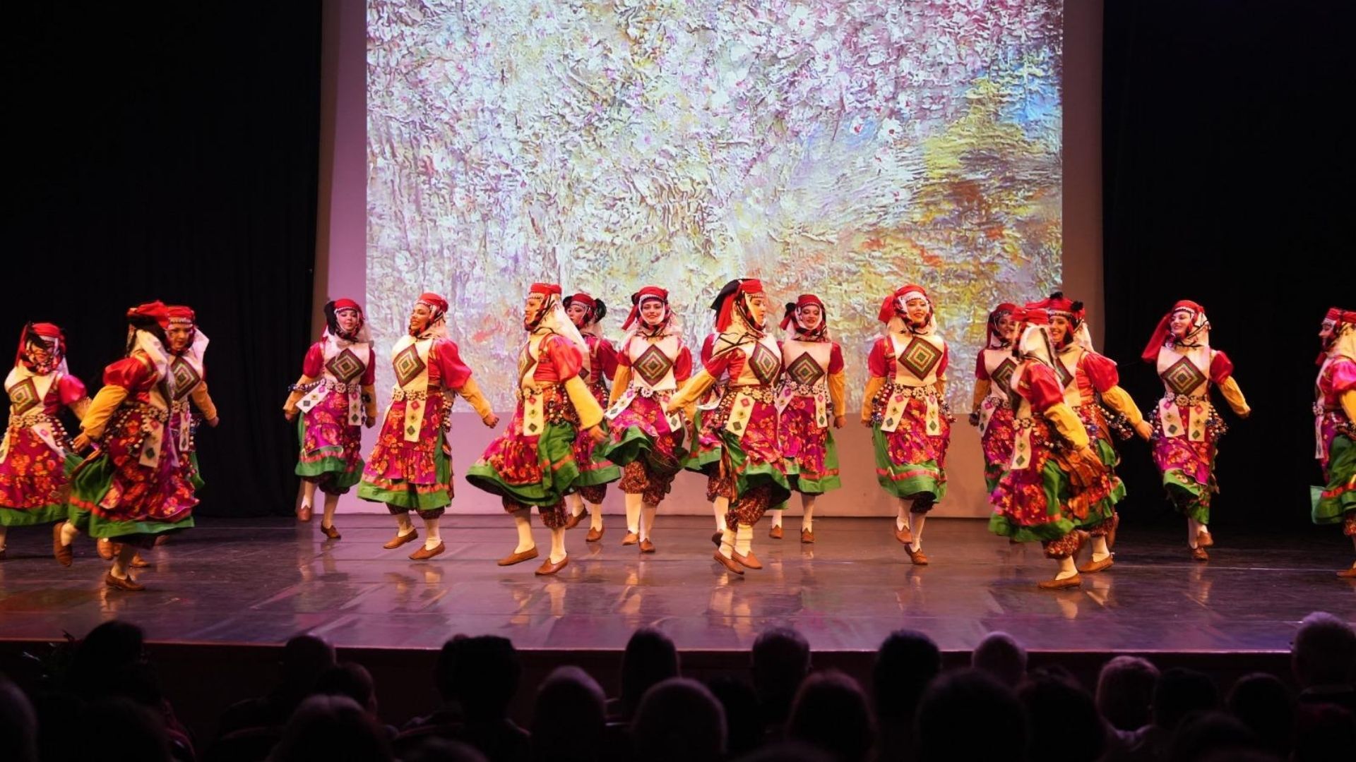 Geleceğin Sanatçıları Ege Üniversitesi Dtmk’da Yetişiyor (3)
