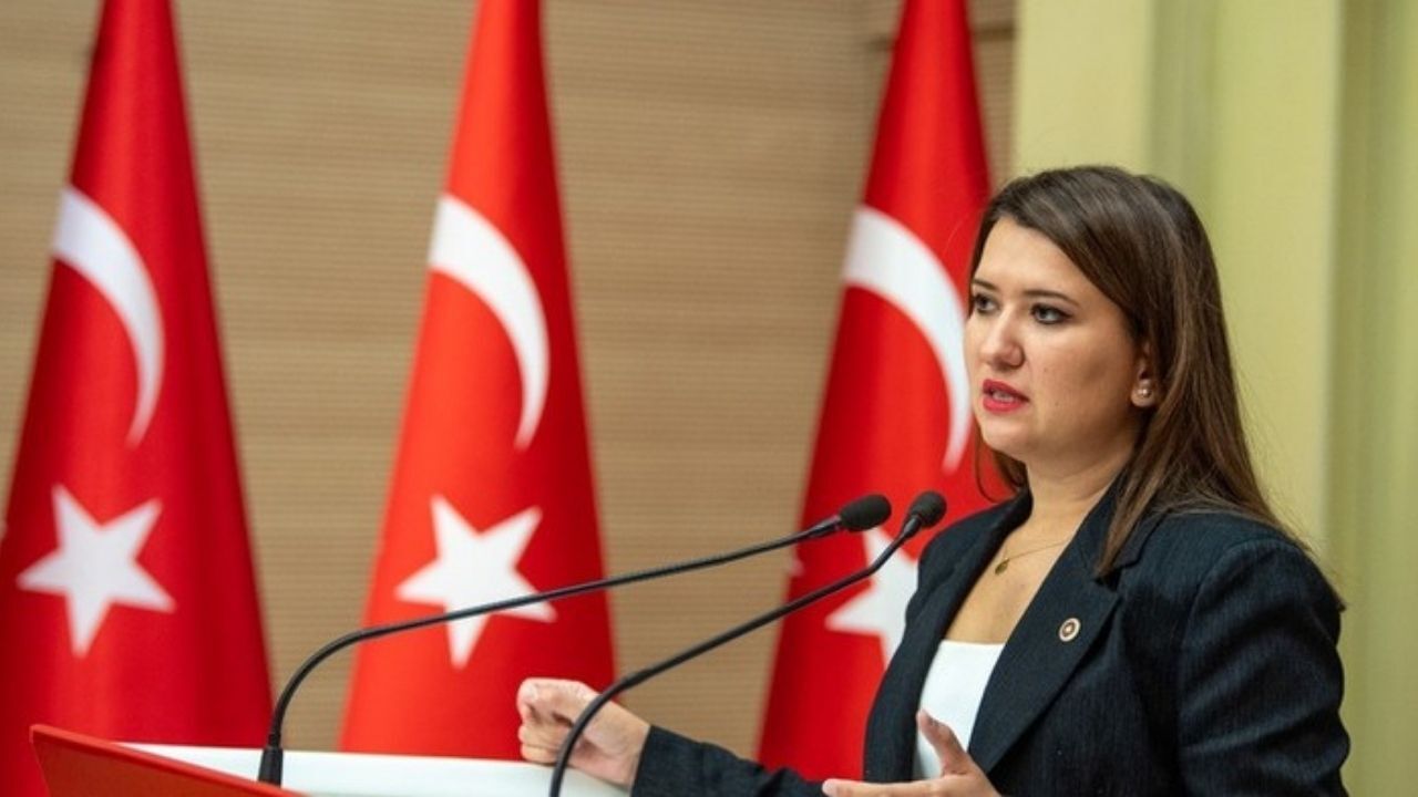 Gökçe Gökçen-1