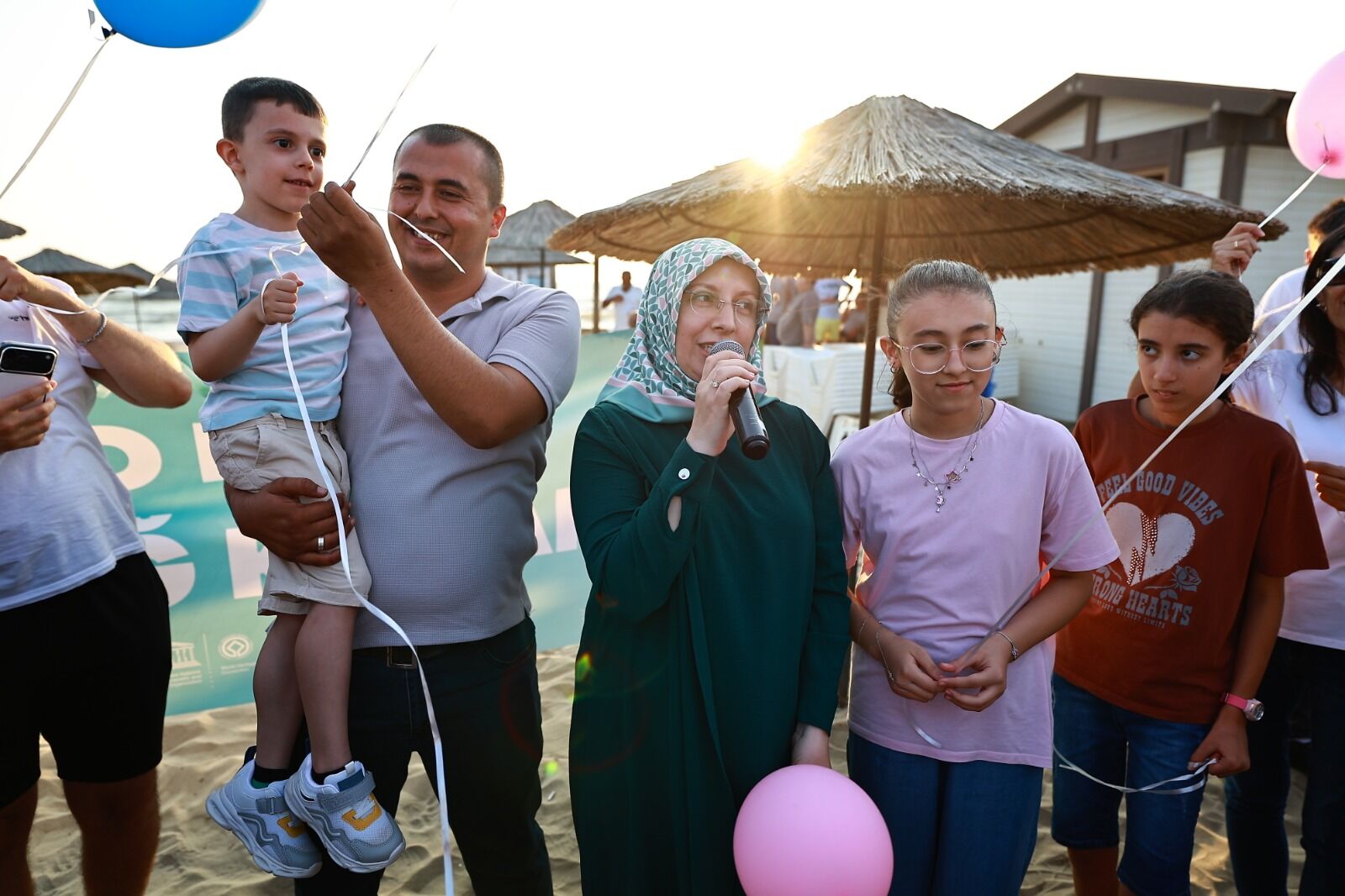Göktuğ Tedavisine Kavuşuyor Türkiye Tek Yürek Oldu, Balonlar Gökyüzüne Uçtu! (1)-1