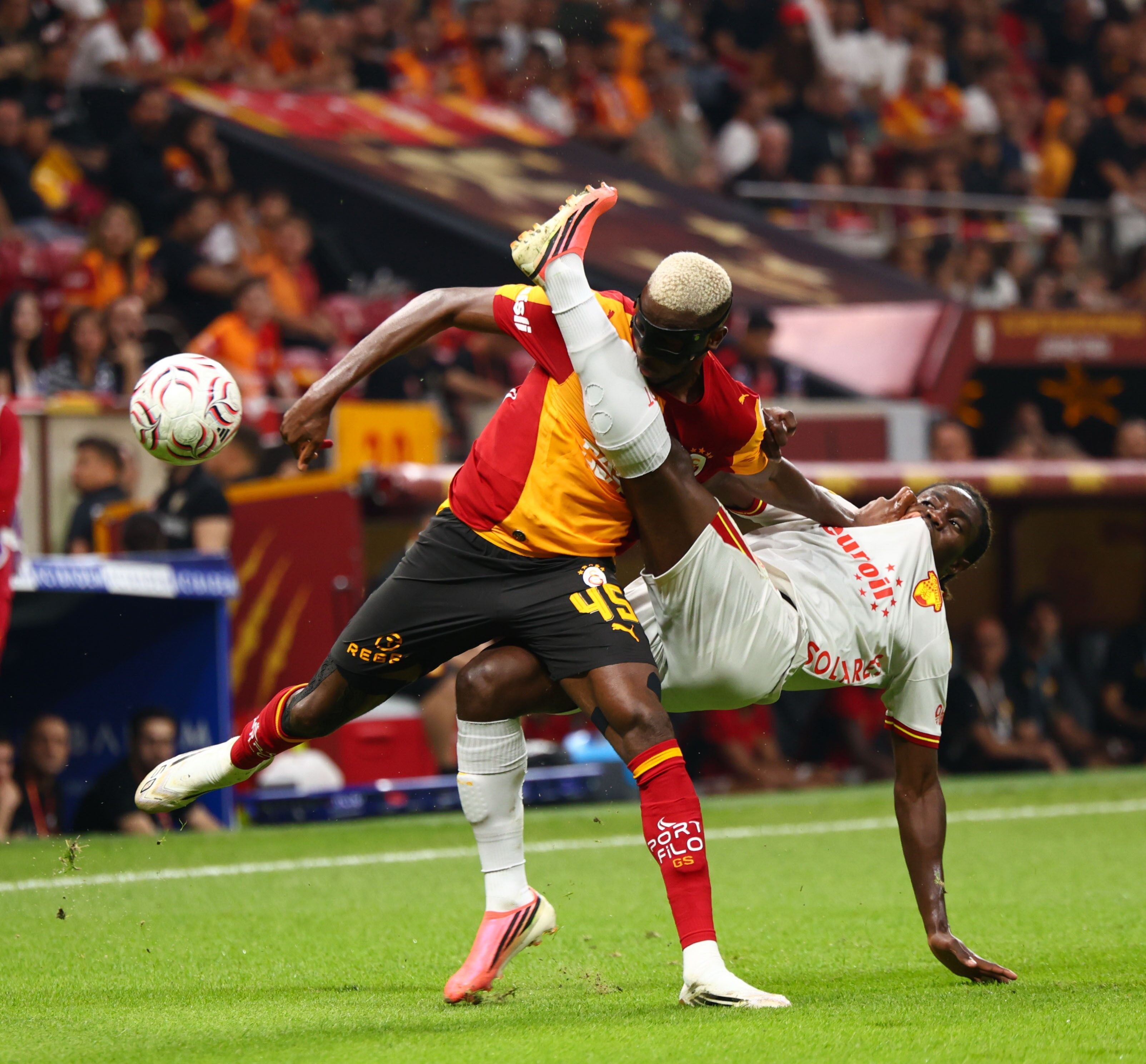 Göztepe Henüz Galibiyet Alamadı Geçen Sezonun Gerisinde Kaldı! (4)