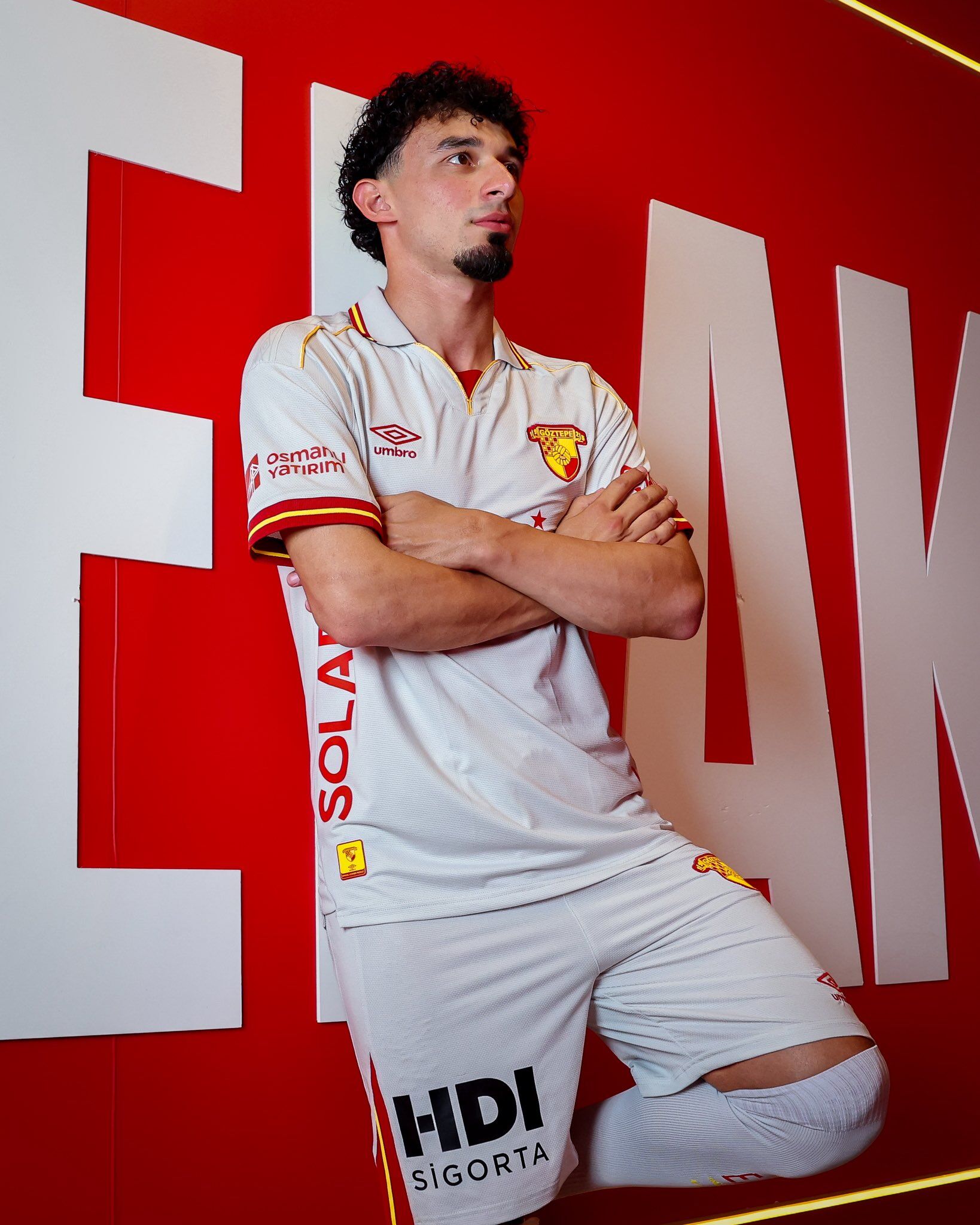 Göztepe Yeni Transferini Resmen Duyurdu! (2)