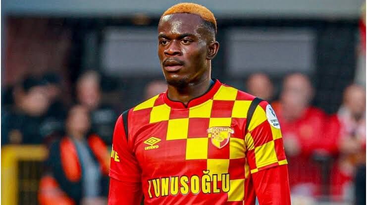 Göztepeli Anthony Dennis Al–Jazira Yolcusu Nijeryalı Orta Saha Oyuncusu Takımdan Ayrıldı Mı-1