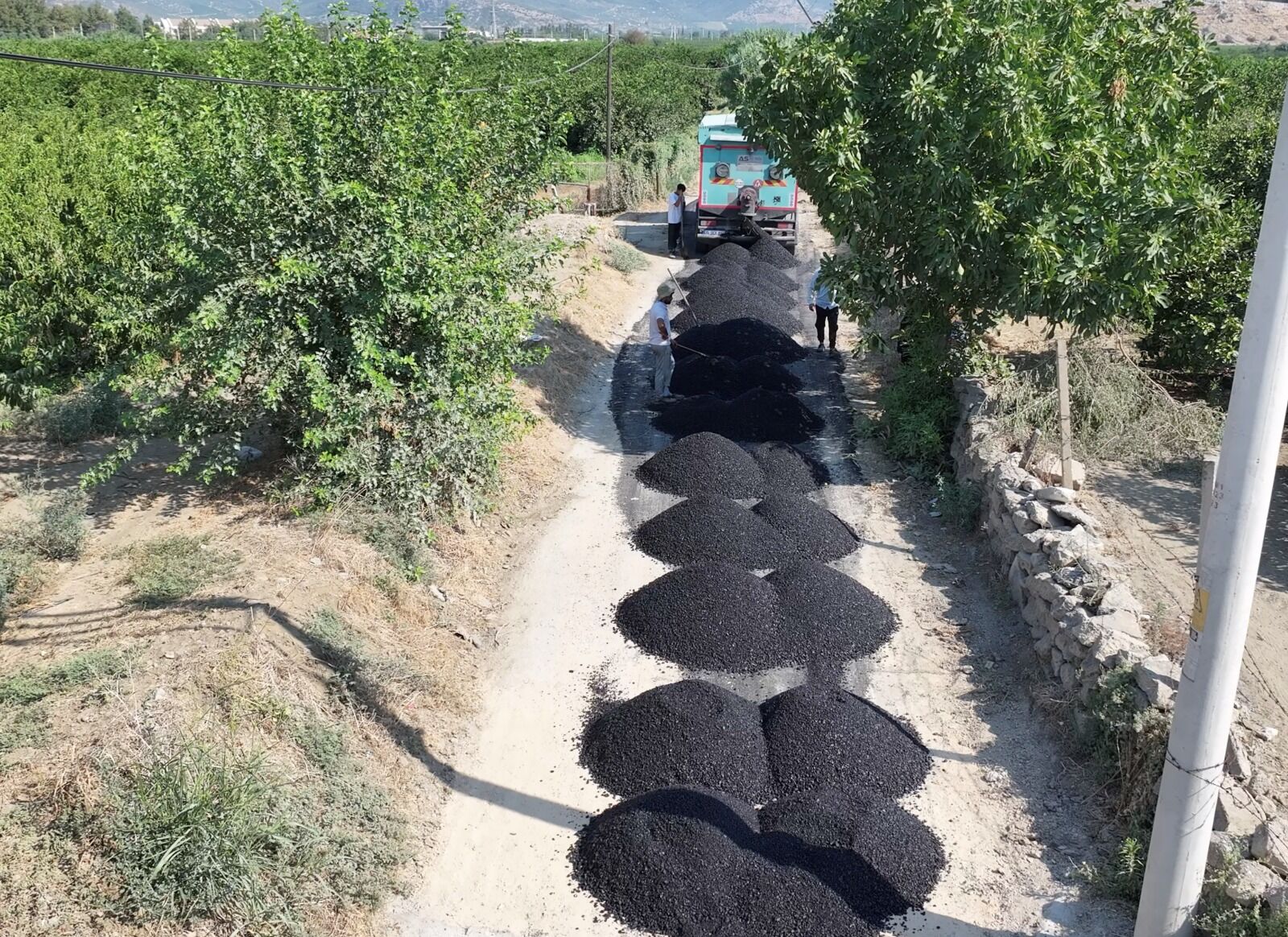 Gündüz Altyapı, Gece Asfalt! Efes Selçuk'ta 15,5 Kilometrelik Yol Yenileme Çalışması (2)