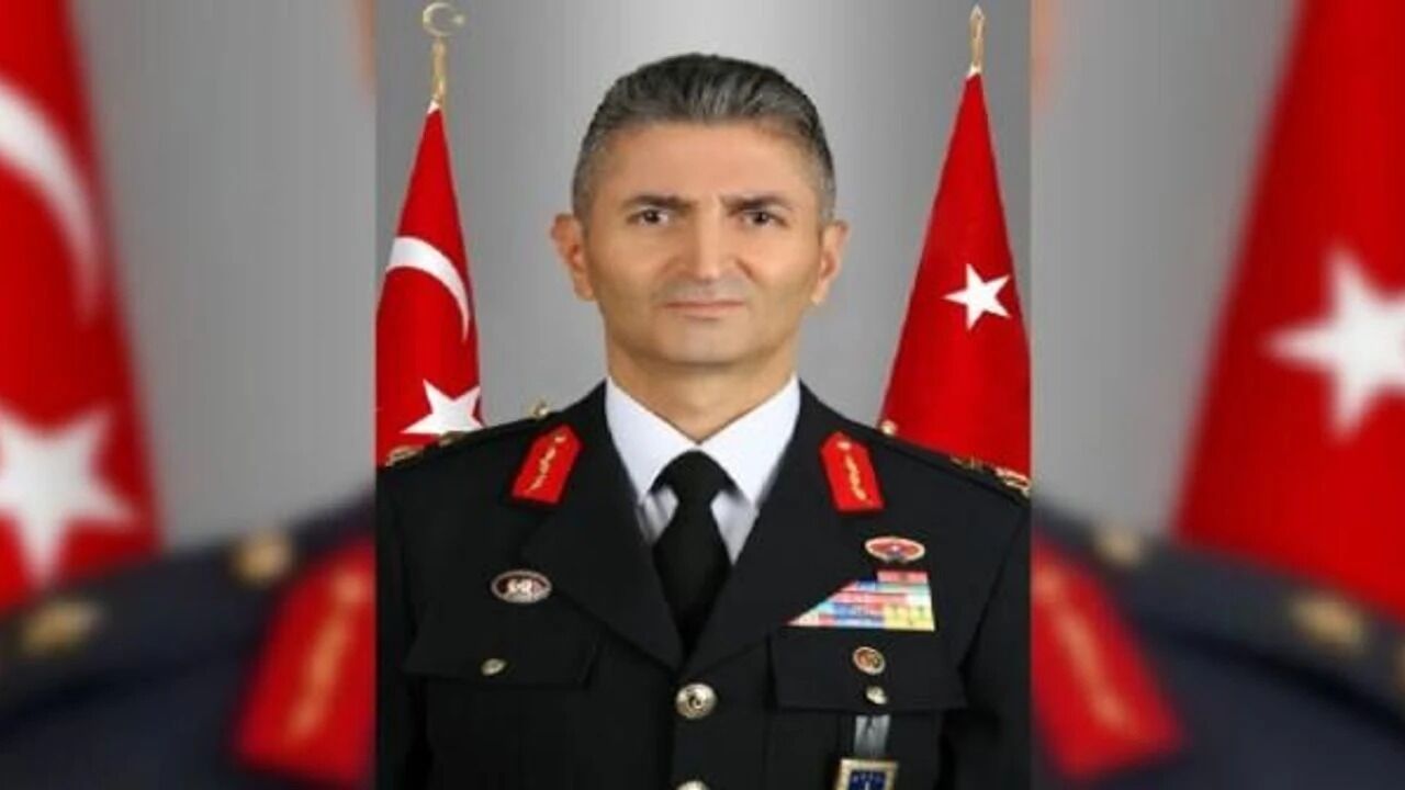 Halil Şen Kimdir İzmir İl Jandarma Komutanlığı'na Atanan Tümgeneral Halil Şen Kaç Yaşında, Nereli (1)