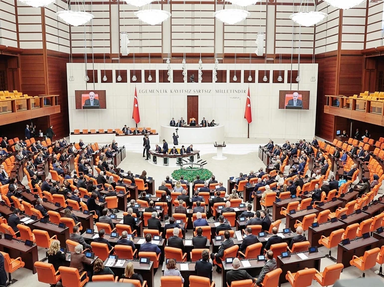 İyi̇ Parti İzmir'den Çerçeve Yasa Tepkisi Devlete Silah Çeken Affedilemez! (5)