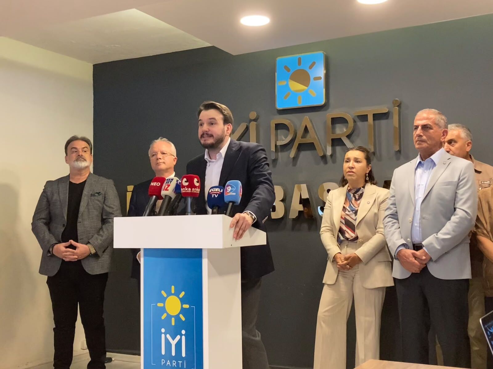 İyi̇ Parti’den Referandum Çağrısı Bu Yasa Bir Bop Projesidir! (7)