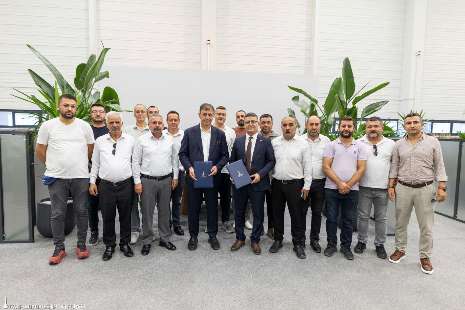 İzbeton’da 750 Çalışanı Ilgilendiren Ti̇s'te Mutlu Son! (2)