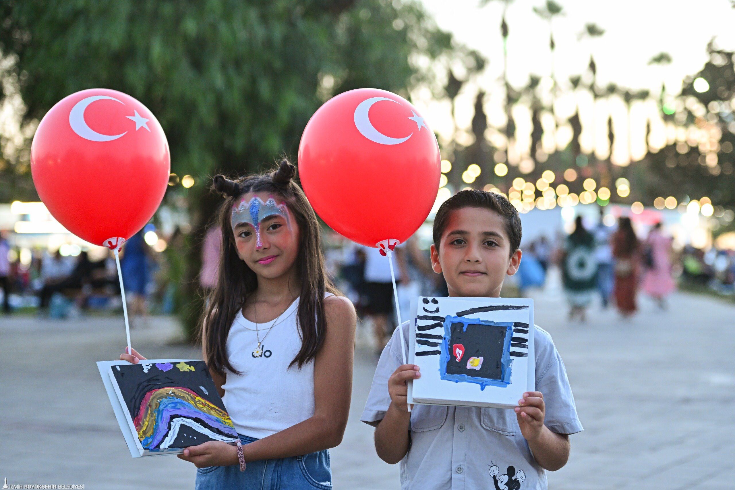 İzmir Enternasyonal Fuarı'nda Eğlence Dolu Anlar (4)