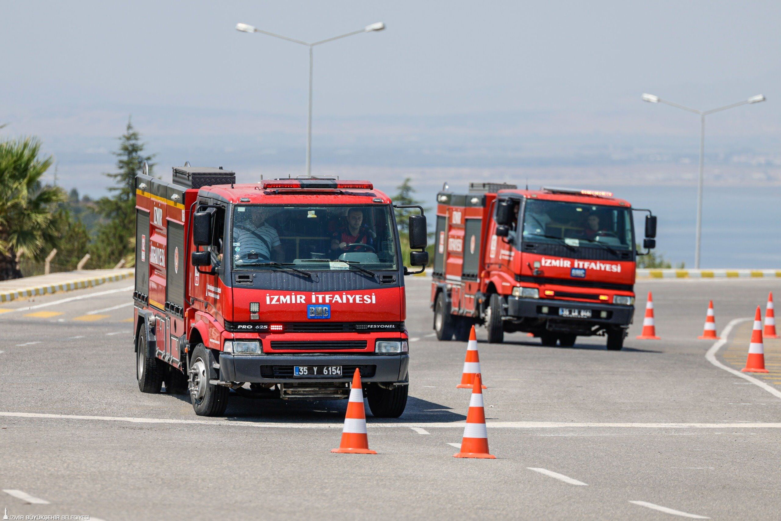 İzmir İtfaiyesi’nin Yeni Şoförleri Zorlu Parkurda (5)