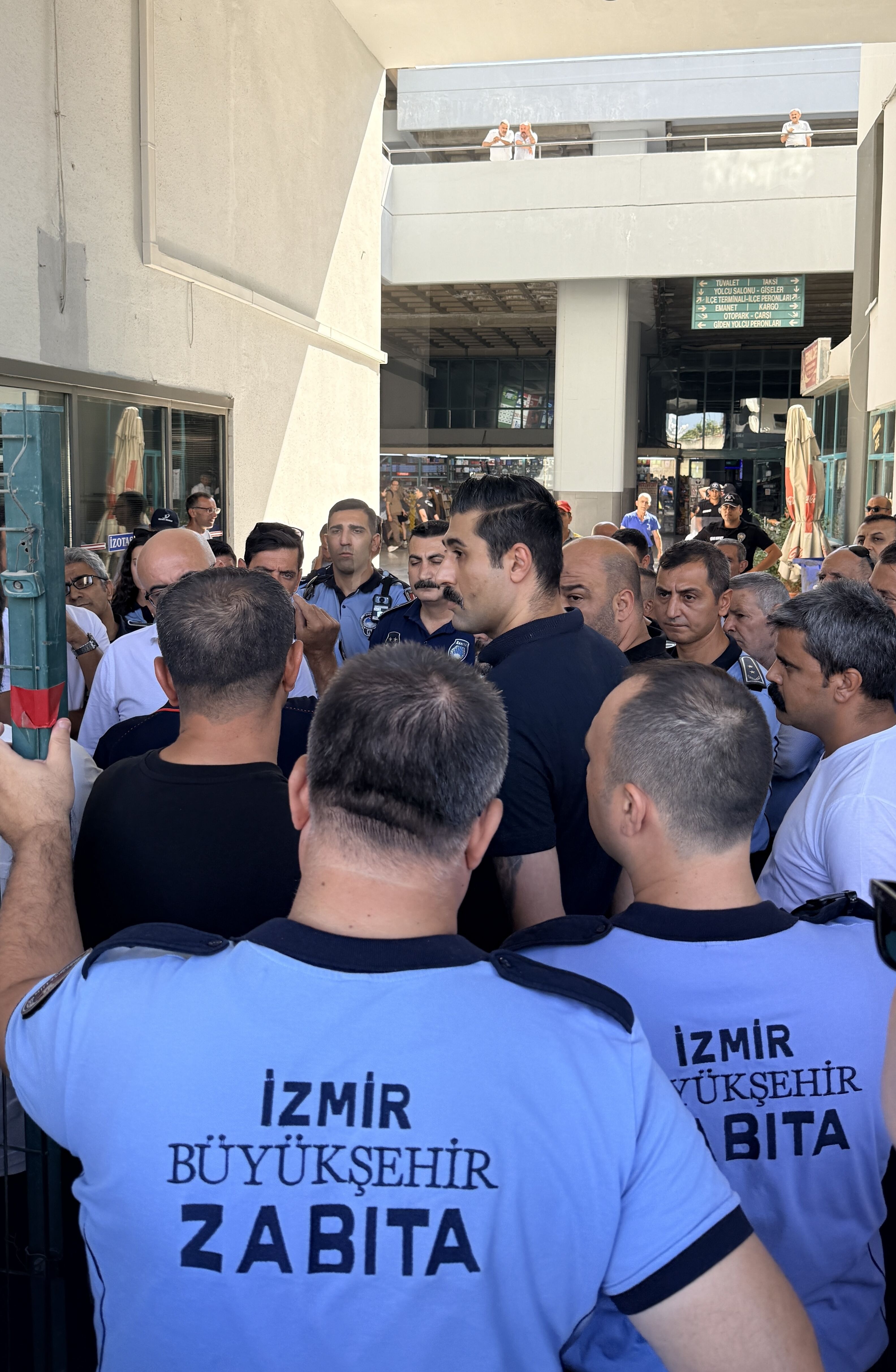 İzmir Otogarı’nda Gerilim Tırmanıyor İzotaş’tan 'Aşkın Haciz' Itirazı Geldi! (3)