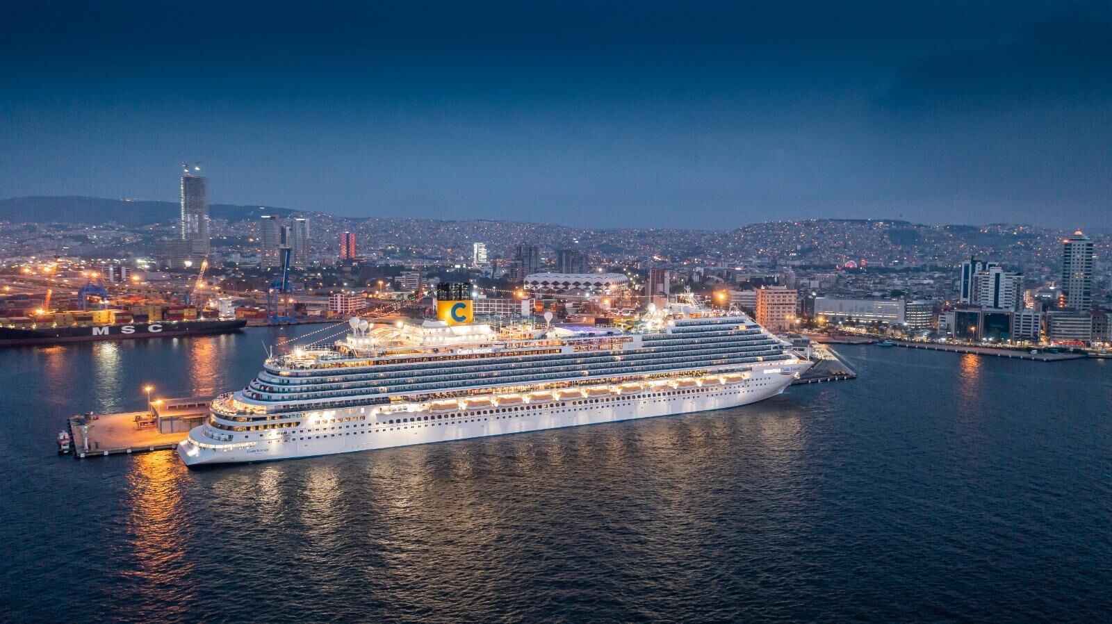 İzmir Turizmini Gurbetçiler Sırtladı Yabancı Ziyaretçi Sayısı Düştü (5)
