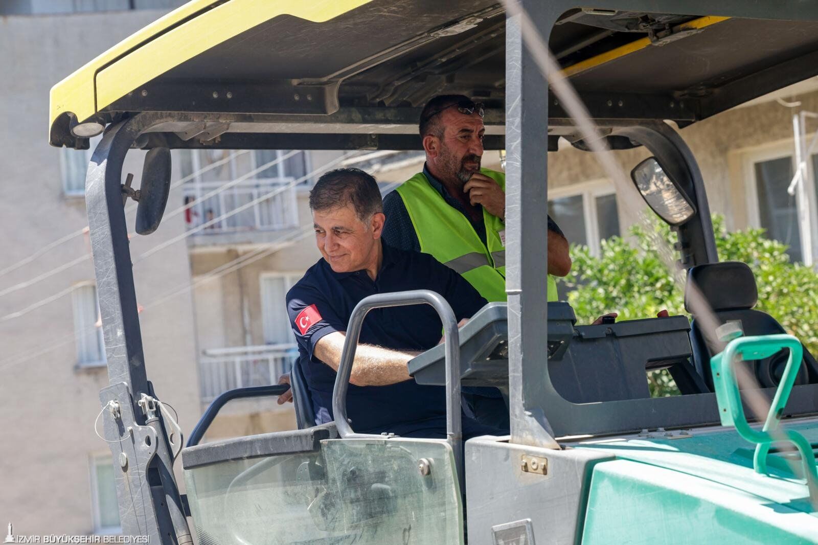 İzmir’de Asfalt Rekoru 6 Ayda Son 2 Yılın Toplamı Aşıldı! (4)