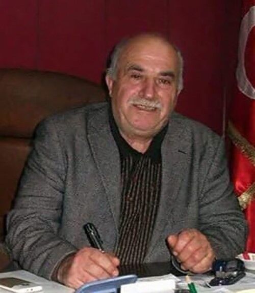 İzmir'de Çatıdan Düşen Emekli Öğretmen Yaşar Yılmaz Hayatını Kaybetti! (4)