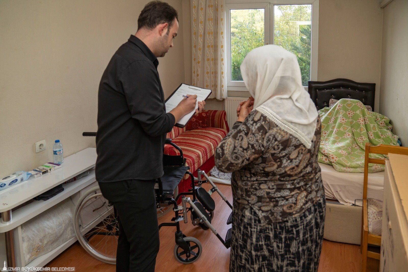 İzmir’de Medikal Malzeme Desteği Artık Bir Tık Uzakta Başvurular Dijitalleşti! (1)-1