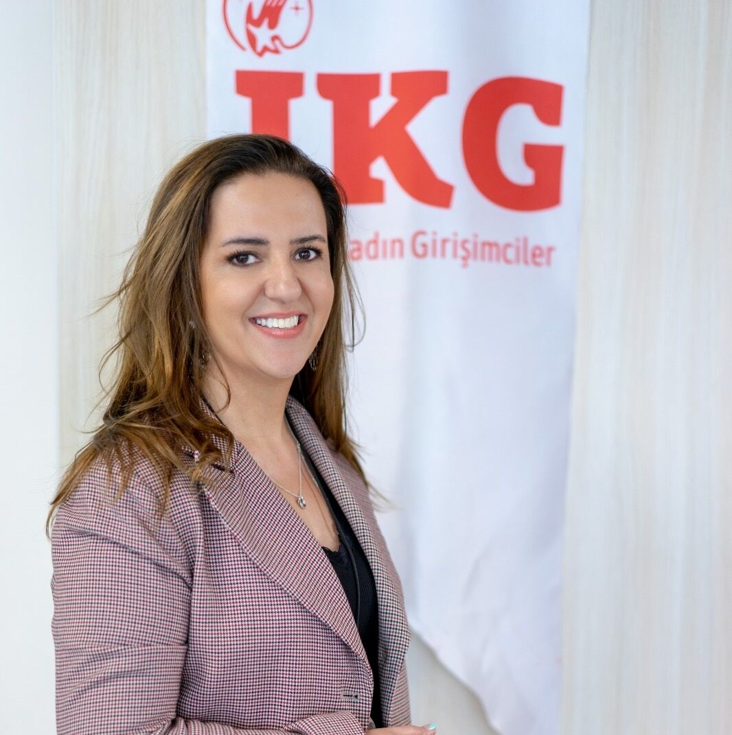 İzmirli Kadın Girişimciler Derneği Başkanı Ferhan Sivri Avcı