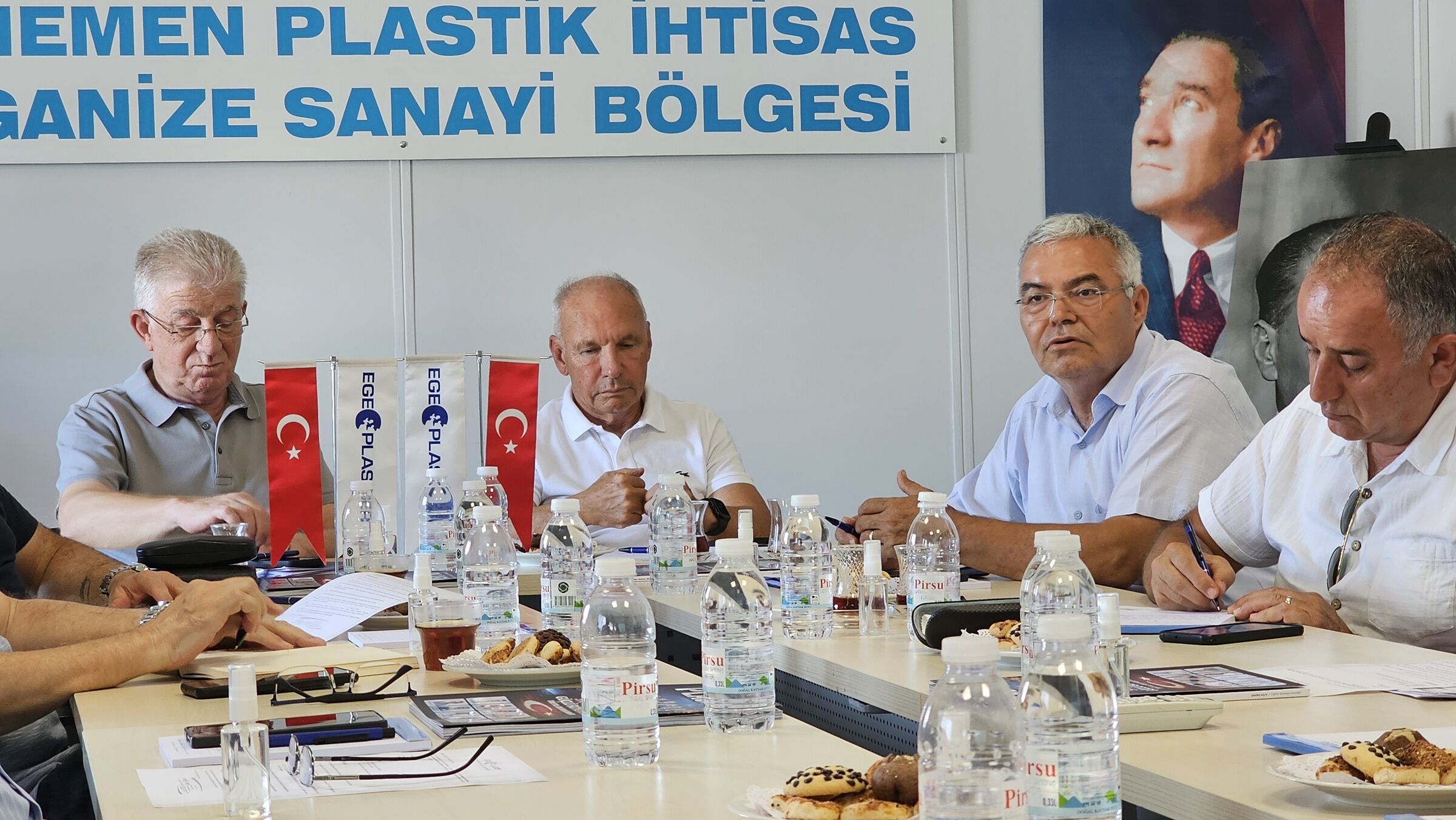 İzmirli Plastik Sanayicilerinden Alarm Erken Sanayisizleşme Tehlikesi Sessiz Sedasız Büyüyecek! (3)