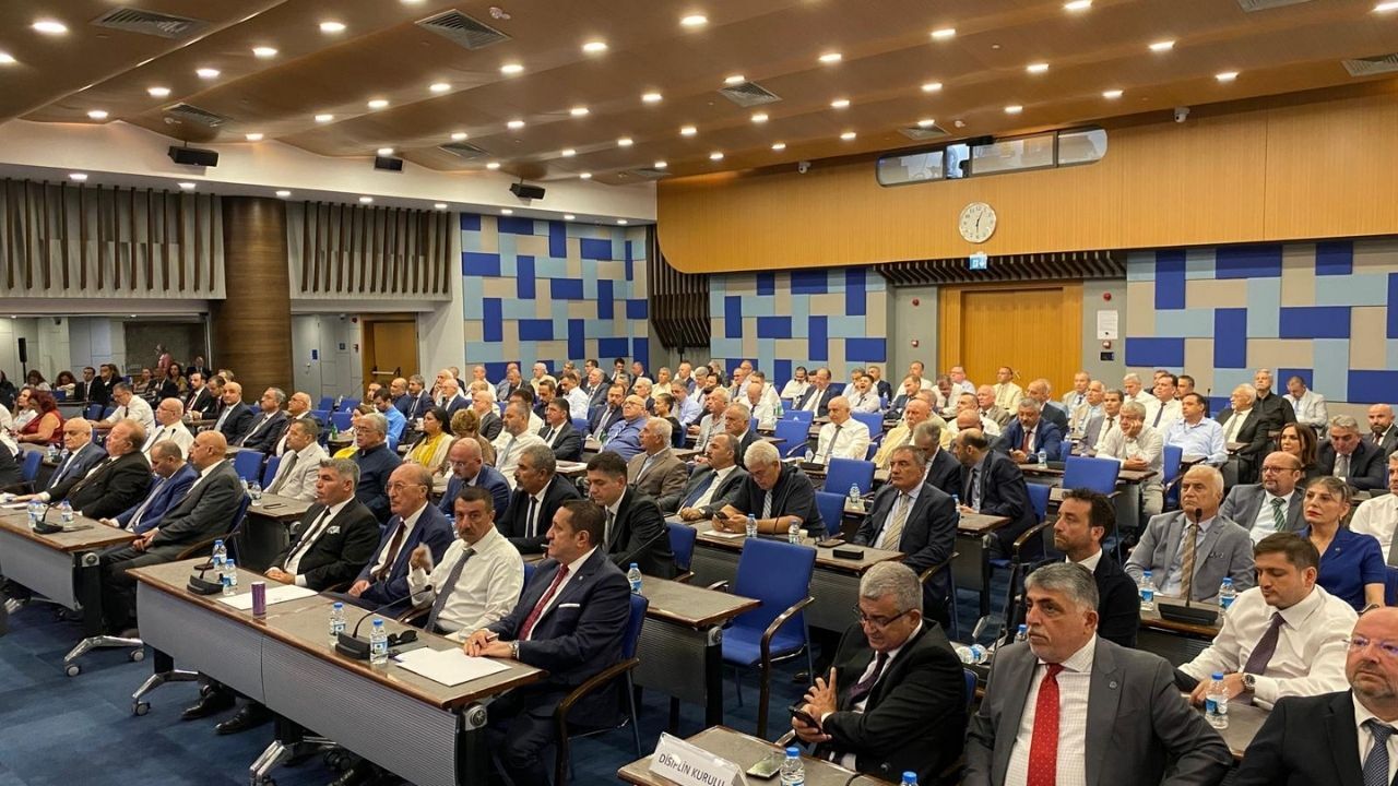 İzto’da Seçim Takvimi Belli Oldu Mahmut Özgener Yeniden Aday Olduğunu Açıkladı2