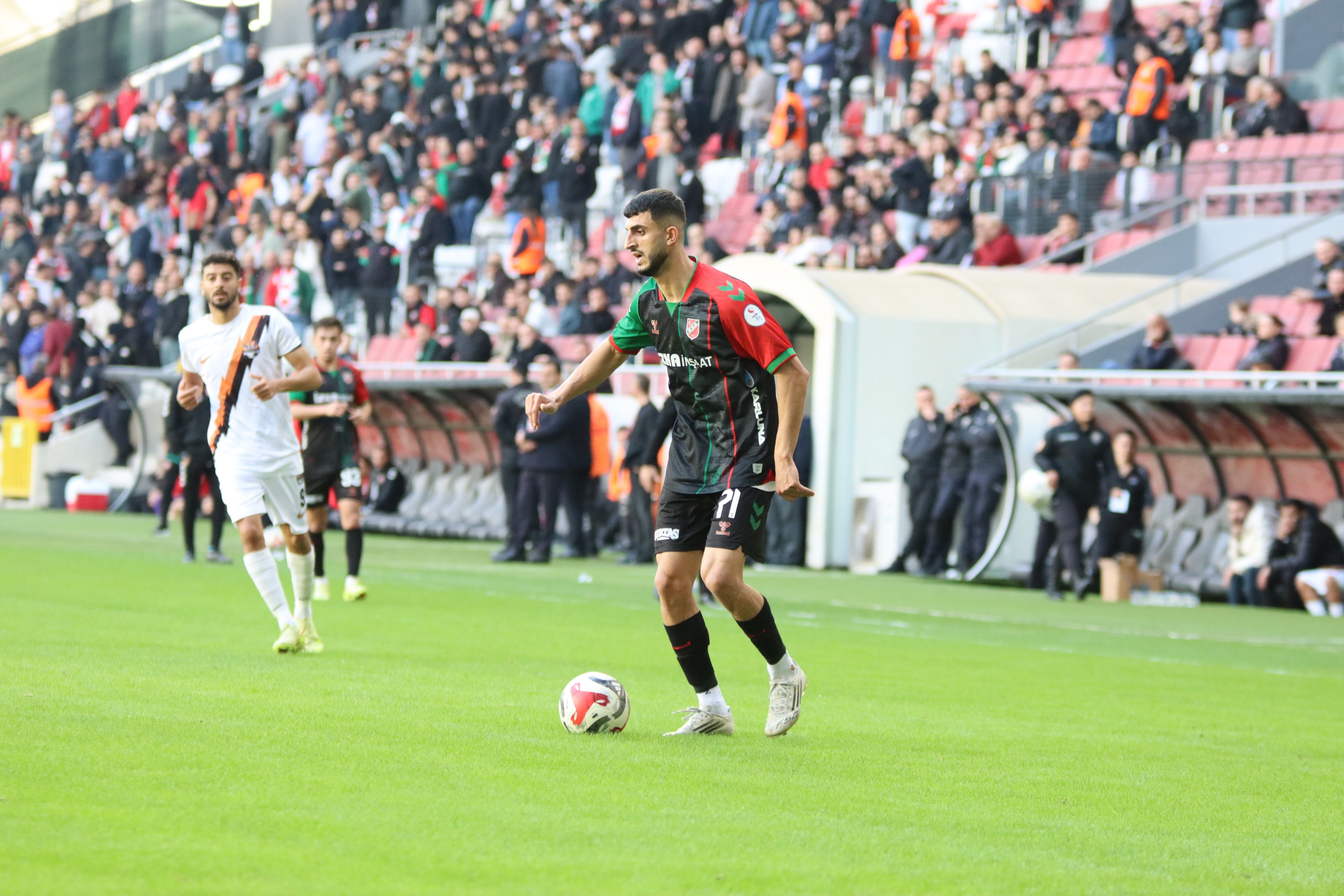 Kaf Kaf’ta Ayrılık Çanları Çalıyor 3 Oyuncu Ile Yollar Ayrılıyor (2)