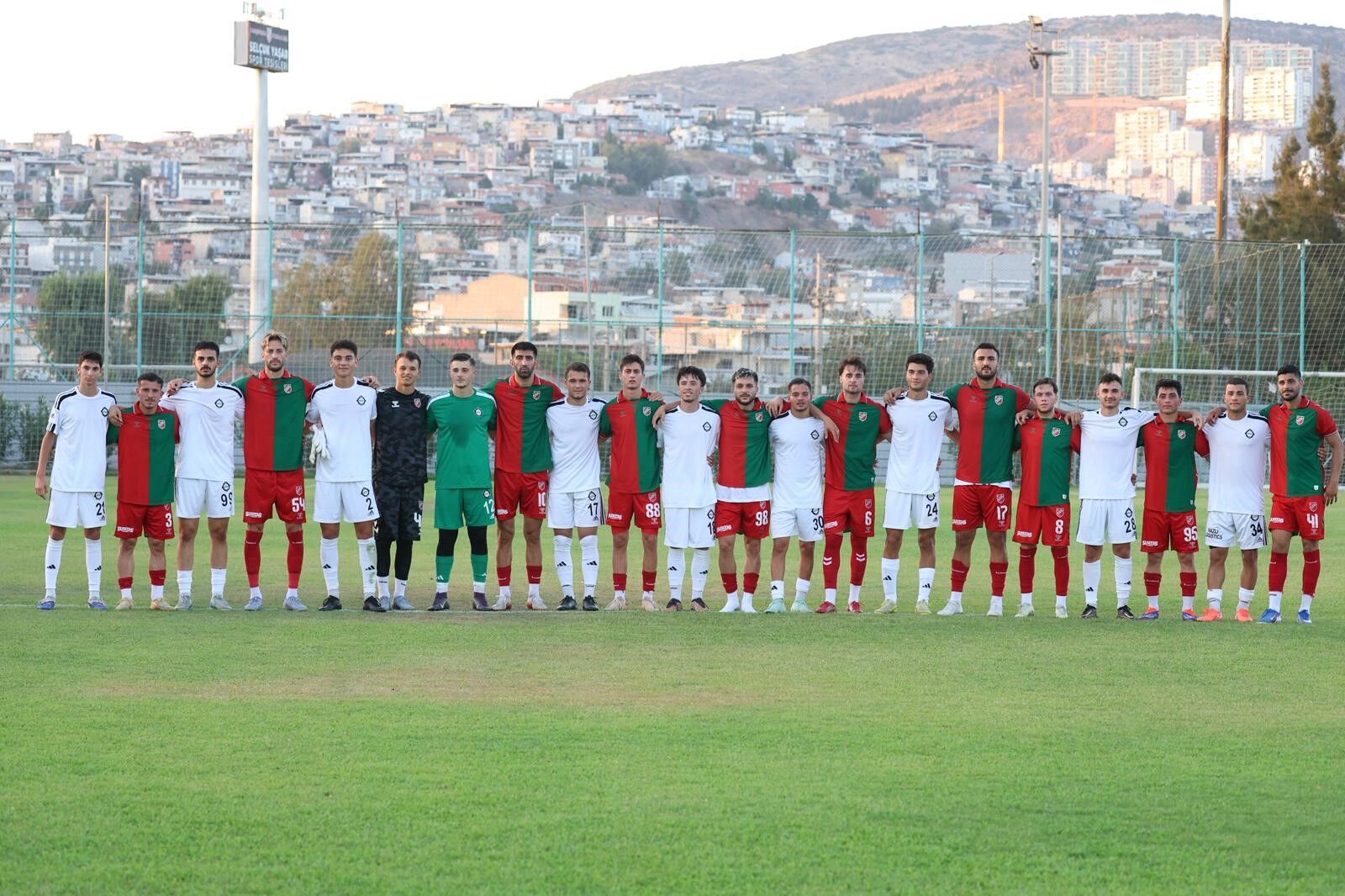 Karşıyaka Dostluk Maçında Güldü Altay'ı 2 1'Le Geçti (2)