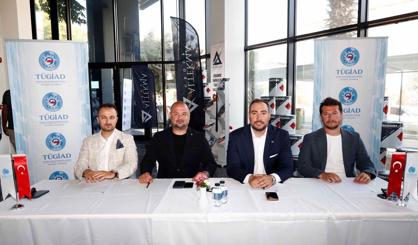 Kurumsal Yapısını Güçlendiren Tügi̇ad Ege’ye Yeni Merkez (1)