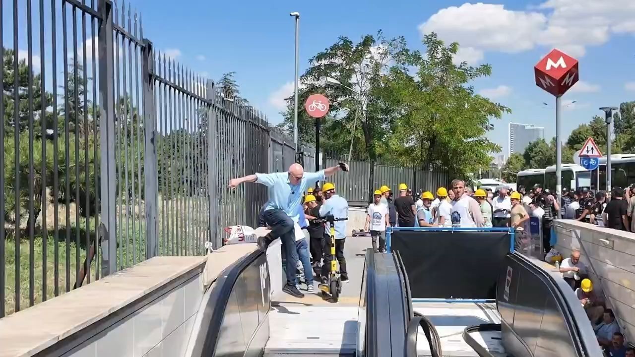 Mahmut Tanal2
