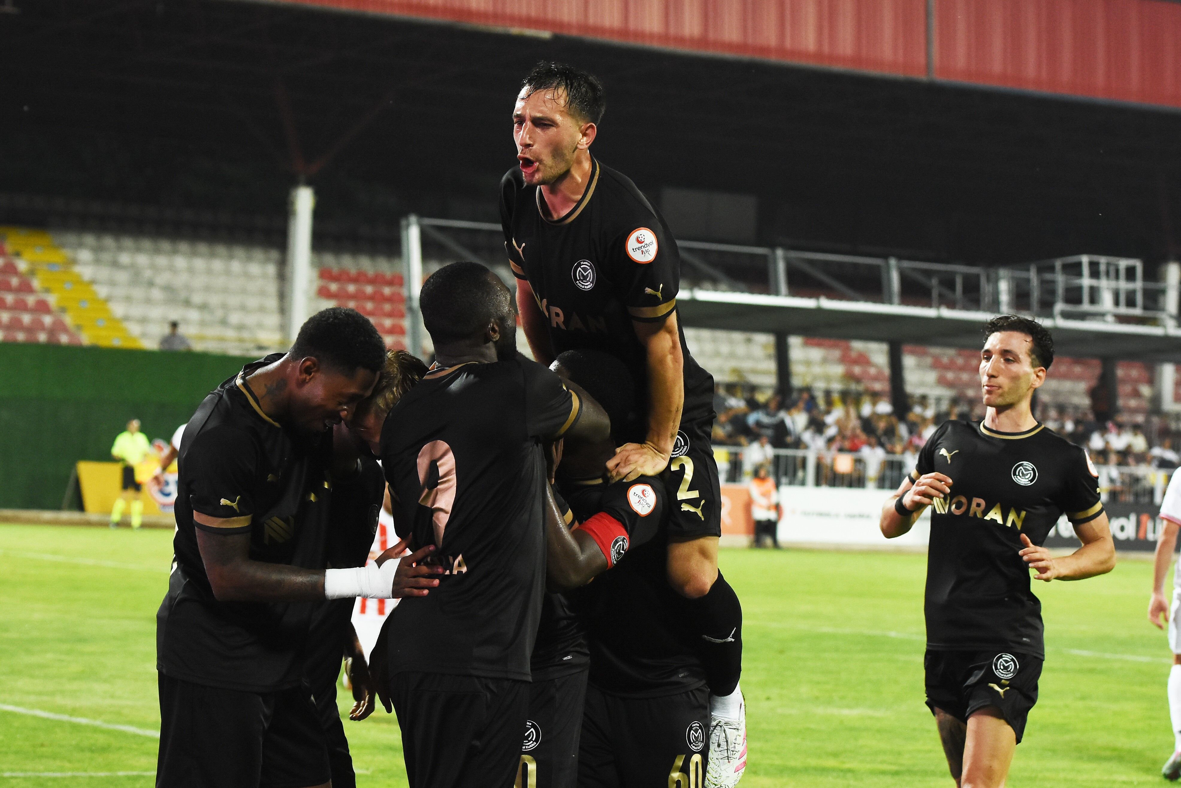 Manisa Fk, Van Spor Fk Karşılaşması Ne Zaman, Biletler Satışa Çıktı Mı (3)