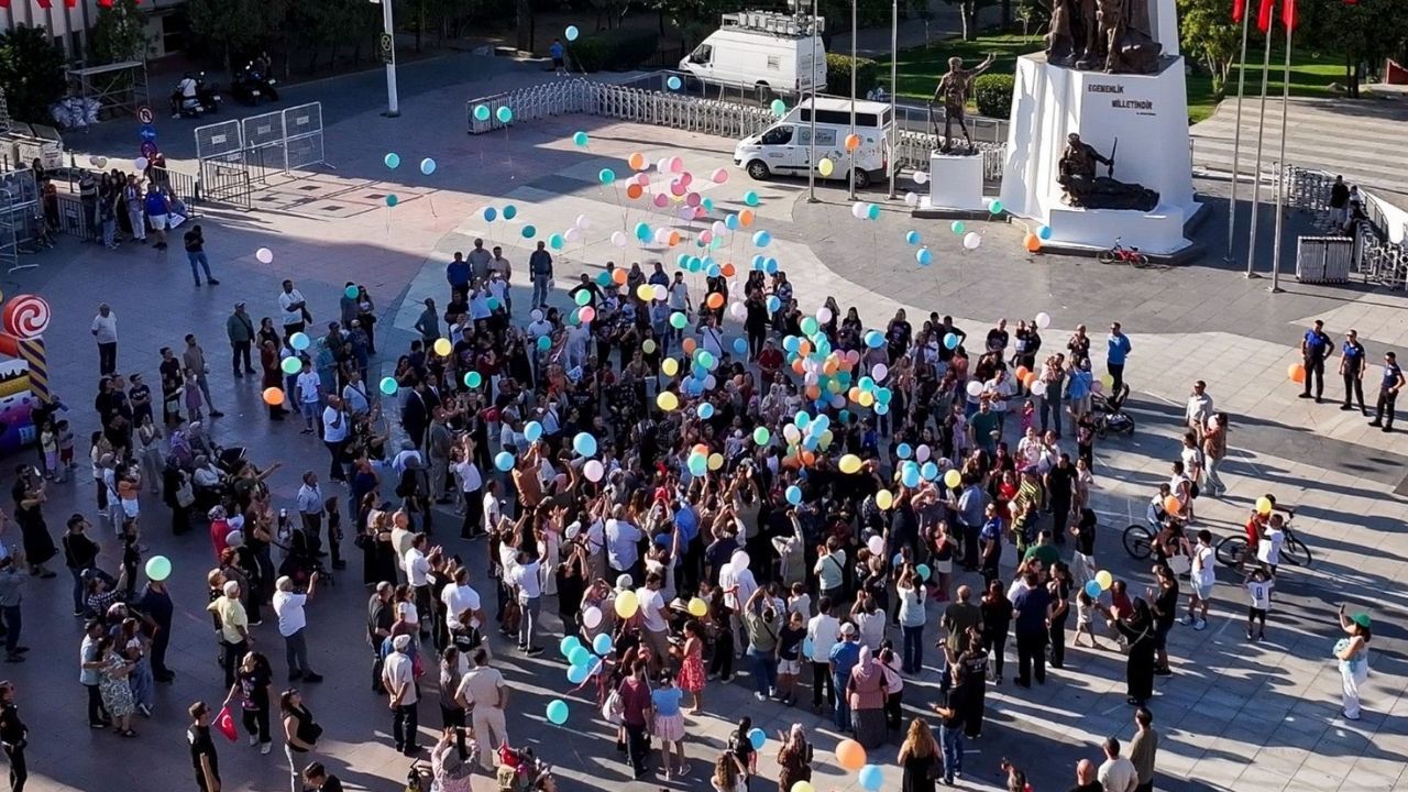 Manisa’da Zafer Bayramı Coşkusu Defne'nin Hayali Gerçek Oldu2