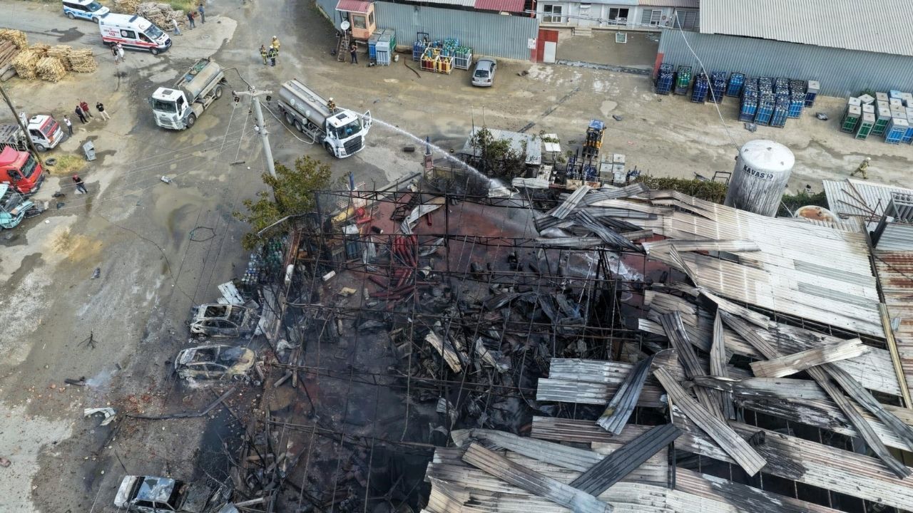 Manisa'daki Patlamanın Ardından Yıkım Havadan Görüntülendi6