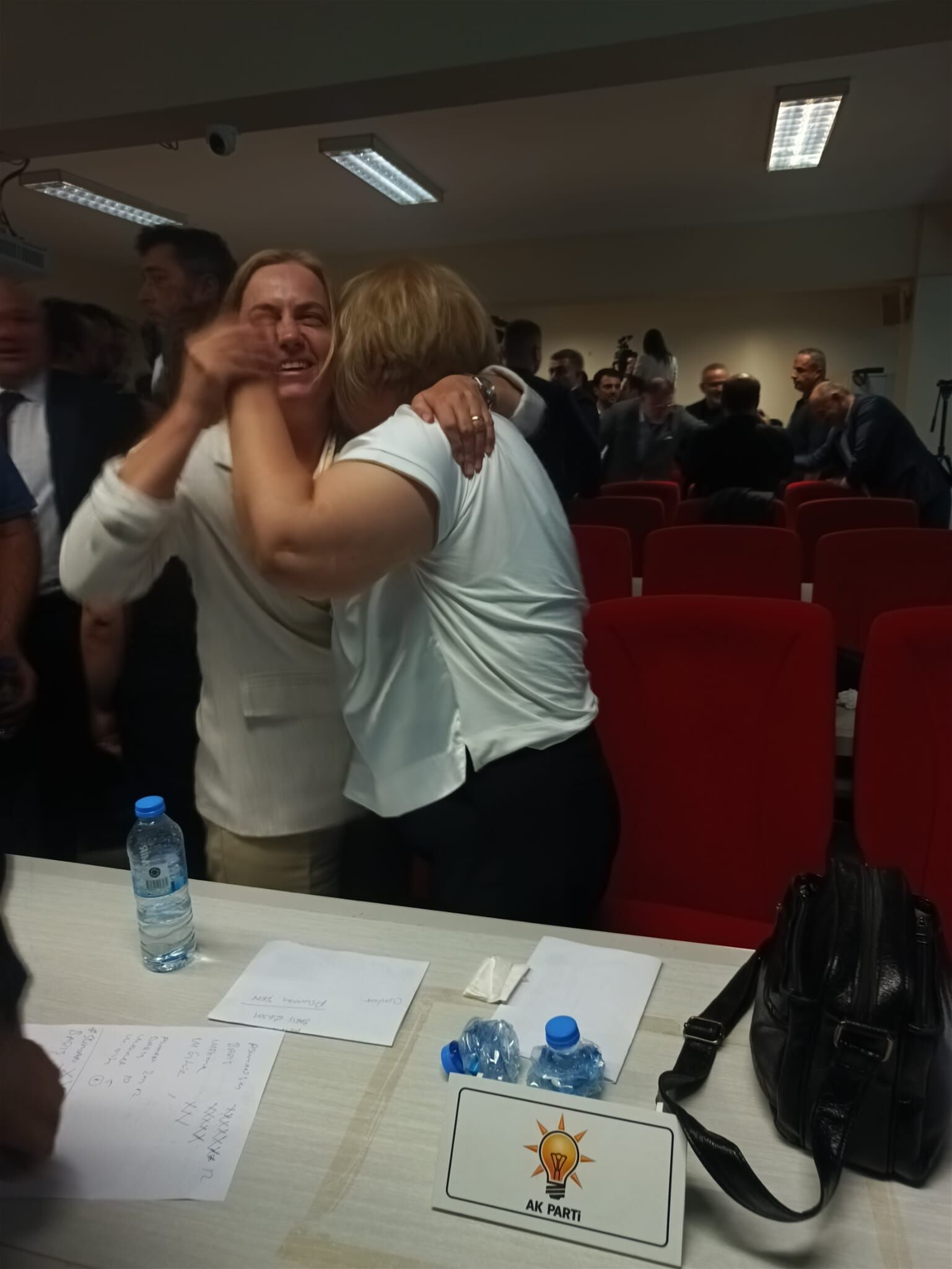 Menderes'i Kim Verdi 15 Oy Bir Kavga Ve Büyük Soru Işareti! (2)