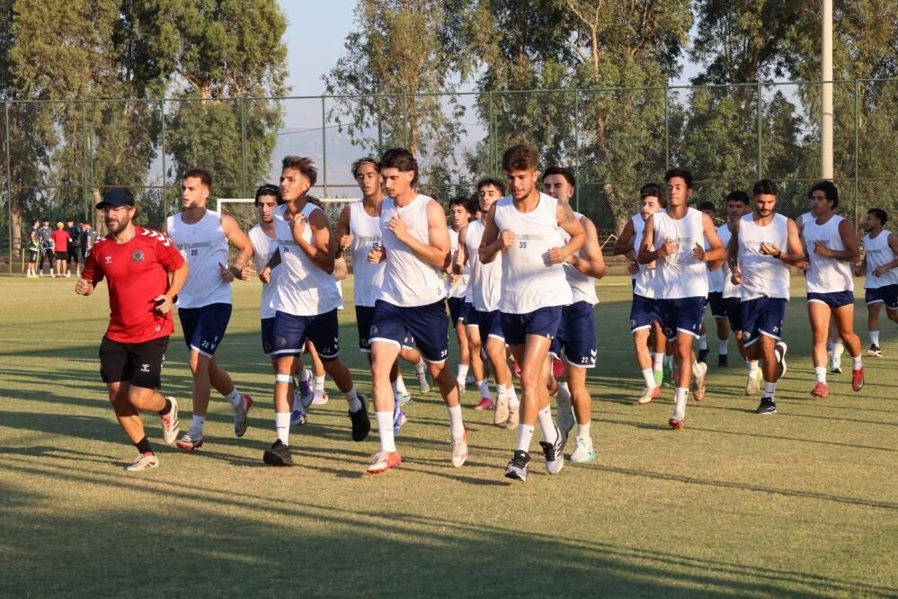 Menemen Fk Tff 2. Lig'den Çekildiğini Duyurdu