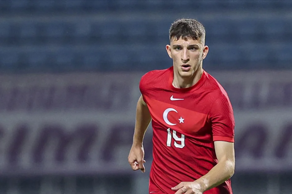 Milli Futbolcumuz Ahmetcan Kaplan’ın Yeni Adresi Belli Oldu!-1