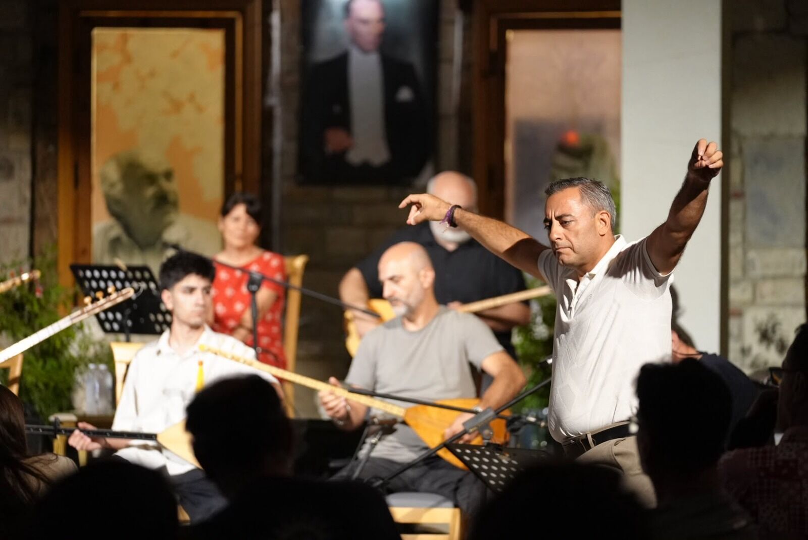 Seferihisar’da Sanat Şöleni Teosfest Ikinci Gününe Damga Vurdu! (2)