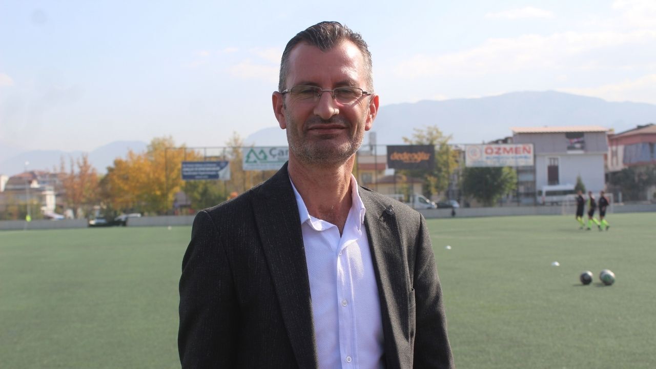 Süper Amatör Küme ekibi Akkonakspor'da Başkan Yardımcısı Tacettin Kaya, "Ses getirecek transferlerle parmakla gösterilen bir takım olacağız, taraftarımız büyük oynayan bir Akkonak izleyecek" dedi.