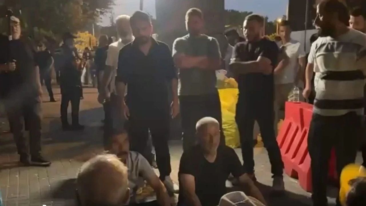Maaş ve tazminatları gasp edilen madencilerin eylemi 9. gününde sürerken, sendika yöneticilerinin gözaltına alınmasına tepkiler büyüyor. Anayasa’nın 168. maddesine dikkat çeken TMMOB Maden Mühendisleri Odası, Yıldızlar SSS Holdingin maden ruhsatlarının “derhâl iptal edilmesi” ve “hak gasplarına son verilmesi” için hükümete acil çağrıda bulundu.