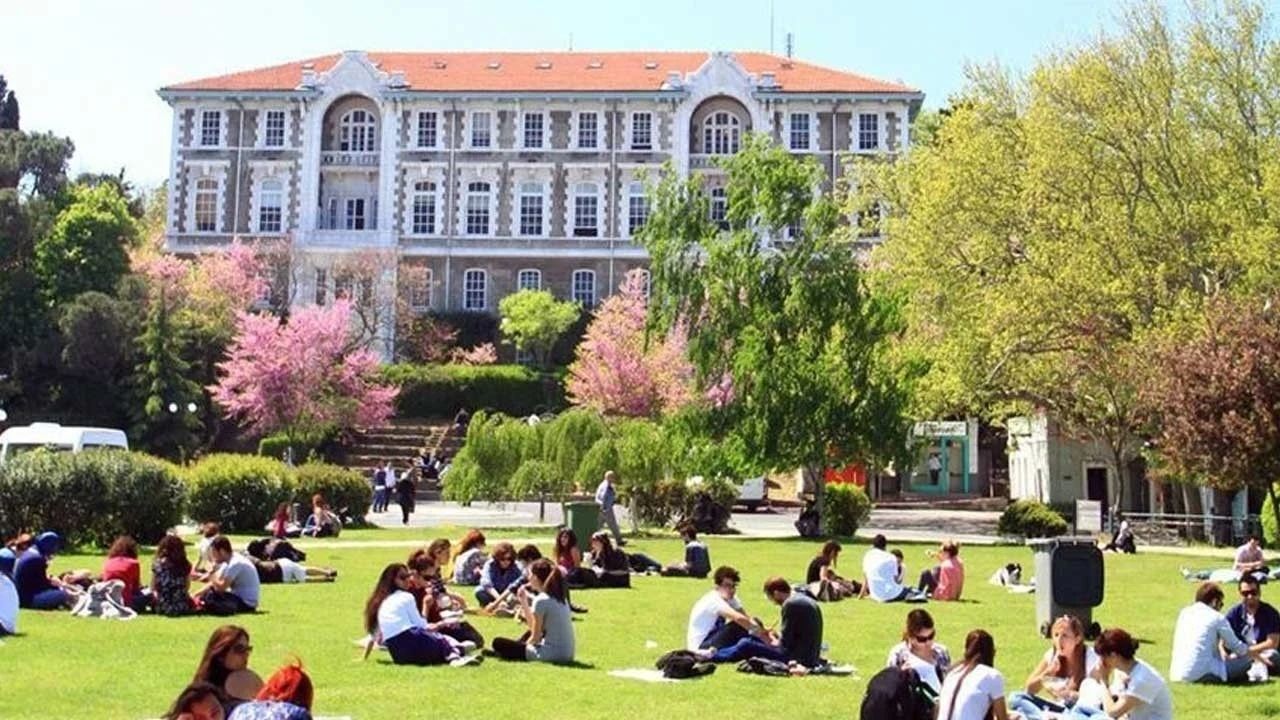 Üniversite kayıtlarında bugün ilk gün: 730 bin 854 aday için kritik takvim belli oldu