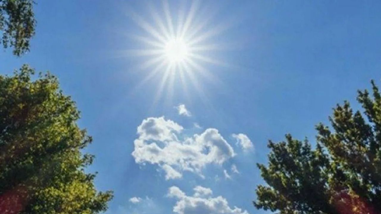 Meteoroloji Mühendisleri Odası İzmir İl Temsilcisi Ayşegül Akıncı Yüksel, sonbaharda sıcaklıkların normallerin 1-2 derece üzerinde seyredeceğini belirterek ekim ortasına kadar kuraklık uyarısından bulundu.