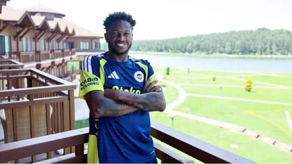 Tff'ye Bildirildi Fenerbahçe Brezilyalı Oyuncu Ile Yollarını Ayırdı! (4)