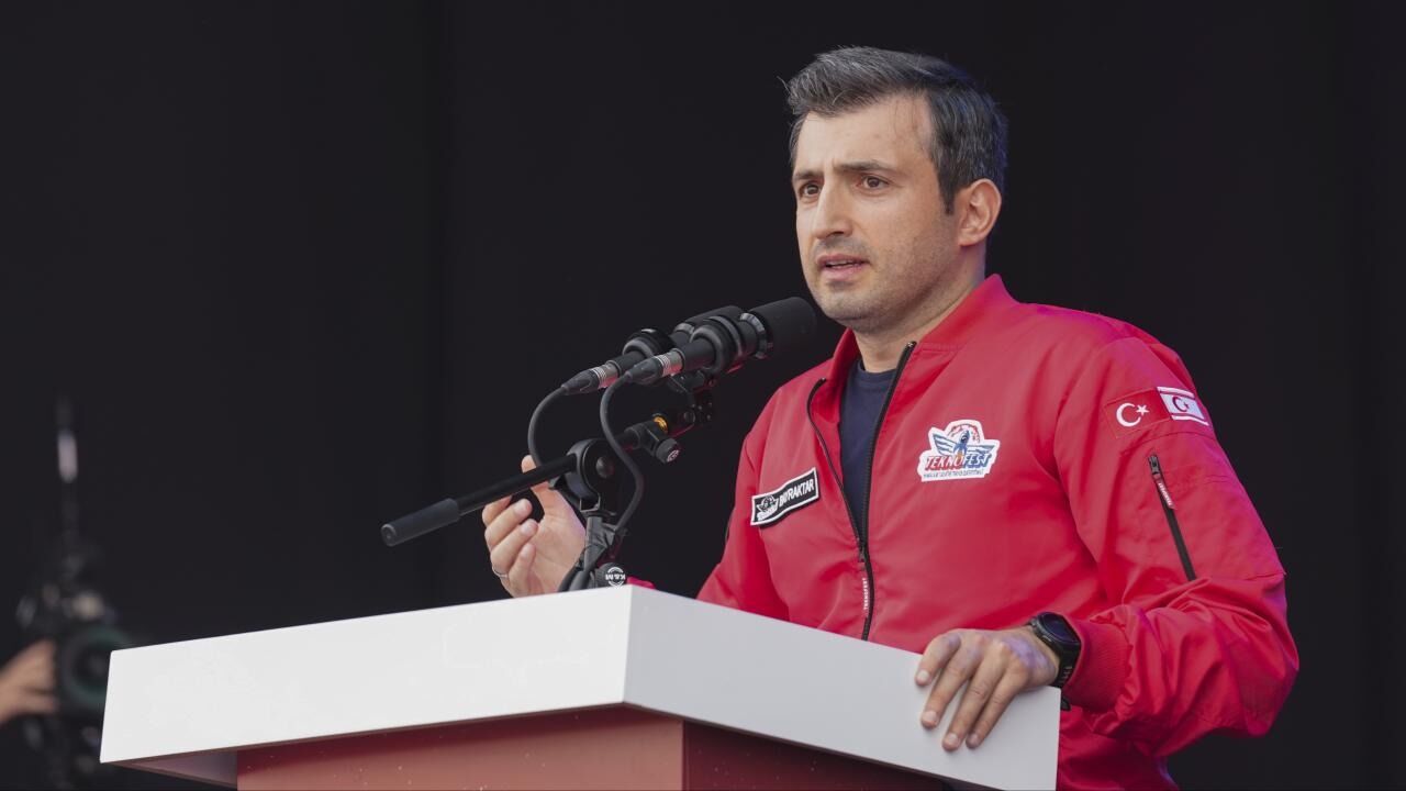 Türkiye'nin Vergi Rekortmenleri Belli Oldu Zirvedeki Ilk 3 Isim Açıklandı! (1)