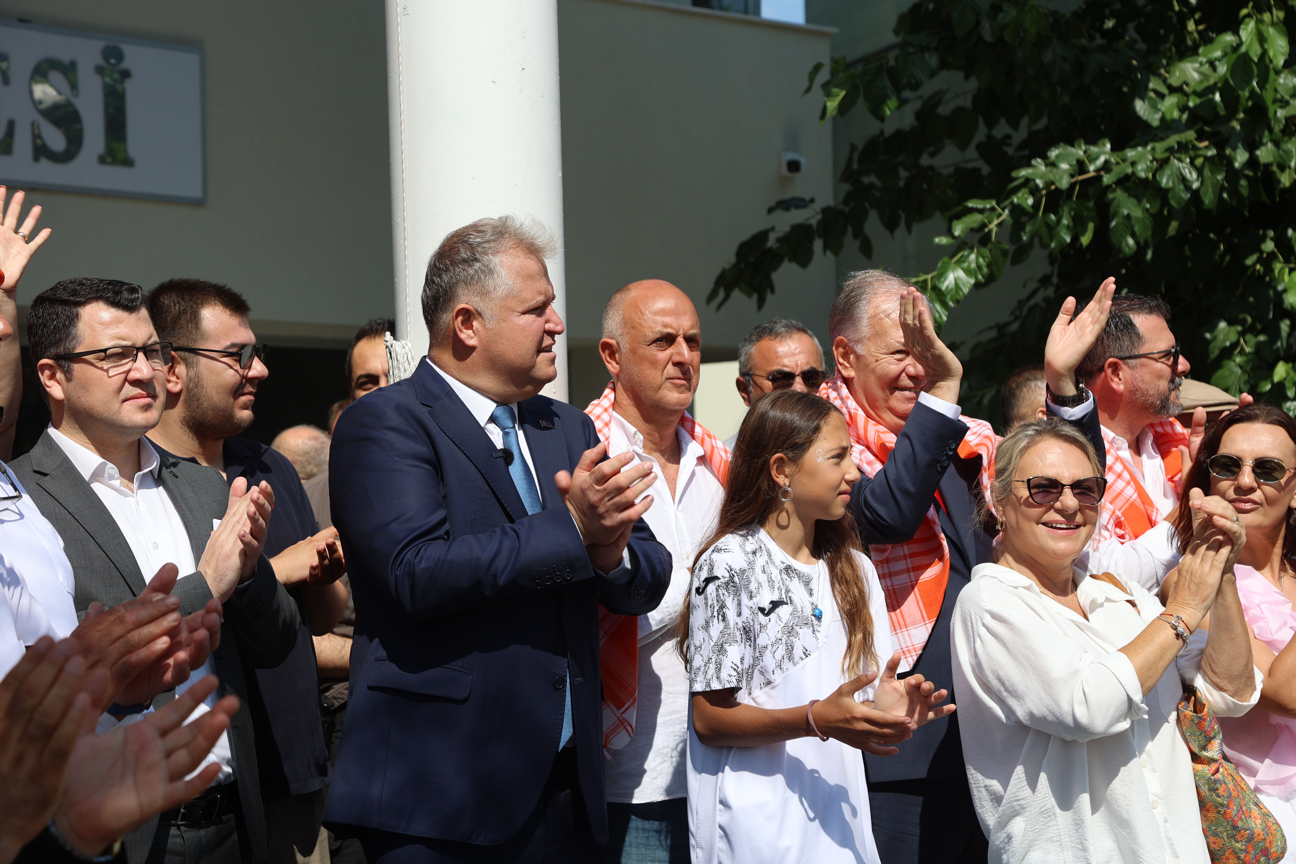 Urla’da Bağbozumu Coşkusu Bir Yılın Emeği Şenlikle Kutlanıyor! (1)-2