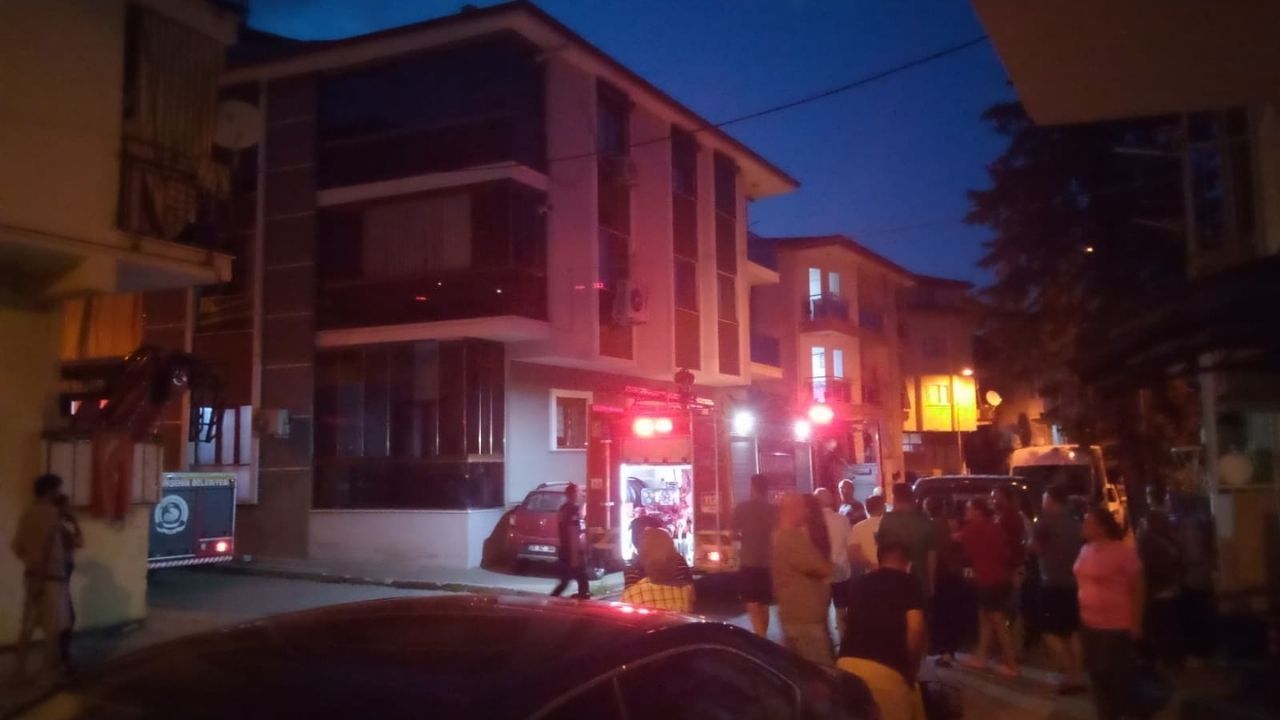 Yangın Ihbarına Gelince Gerçek Ortaya Çıktı Ocakta Unutulan Sütün Dibi Tutmuş1