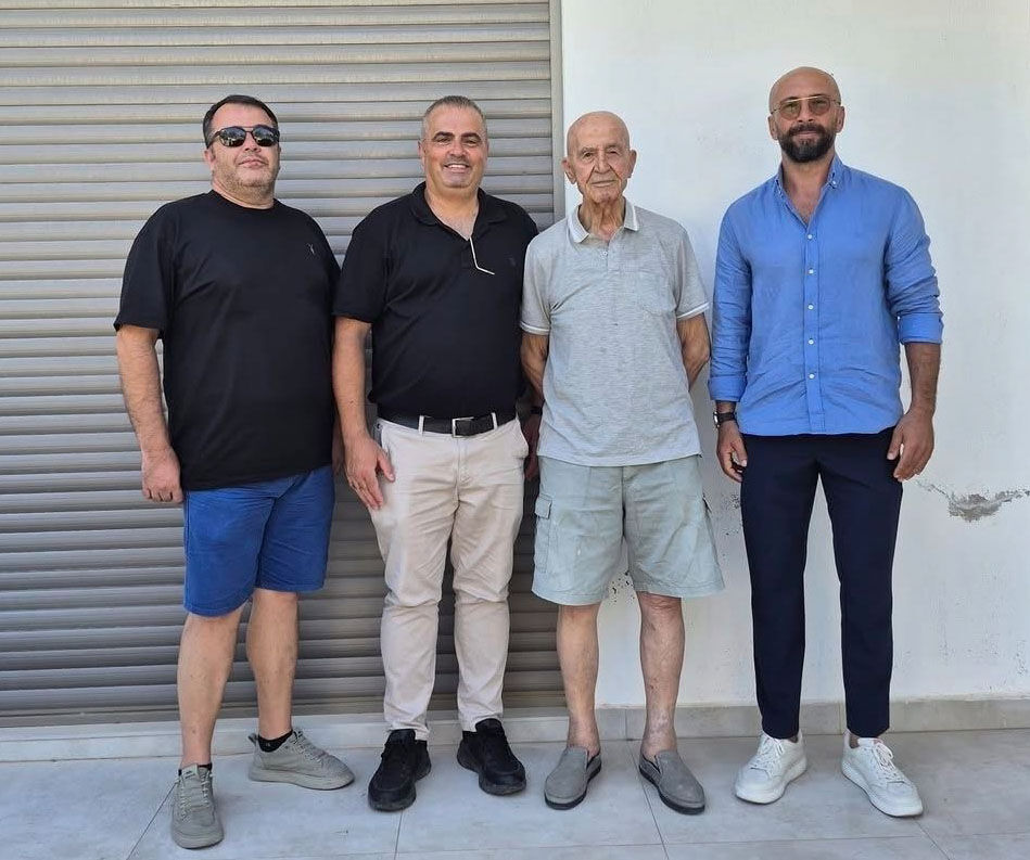 Yeni̇ Parti Çeşme’de Üye Atağı Eski Chp'li Başkanlar Partiye Katıldı! (2)