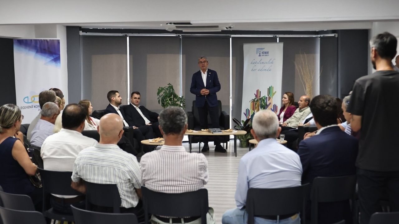 Yeni̇ Parti İzmir İl Başkanı Çağatay Güç'ten Konak Belediyesi'ne Ziyaret2