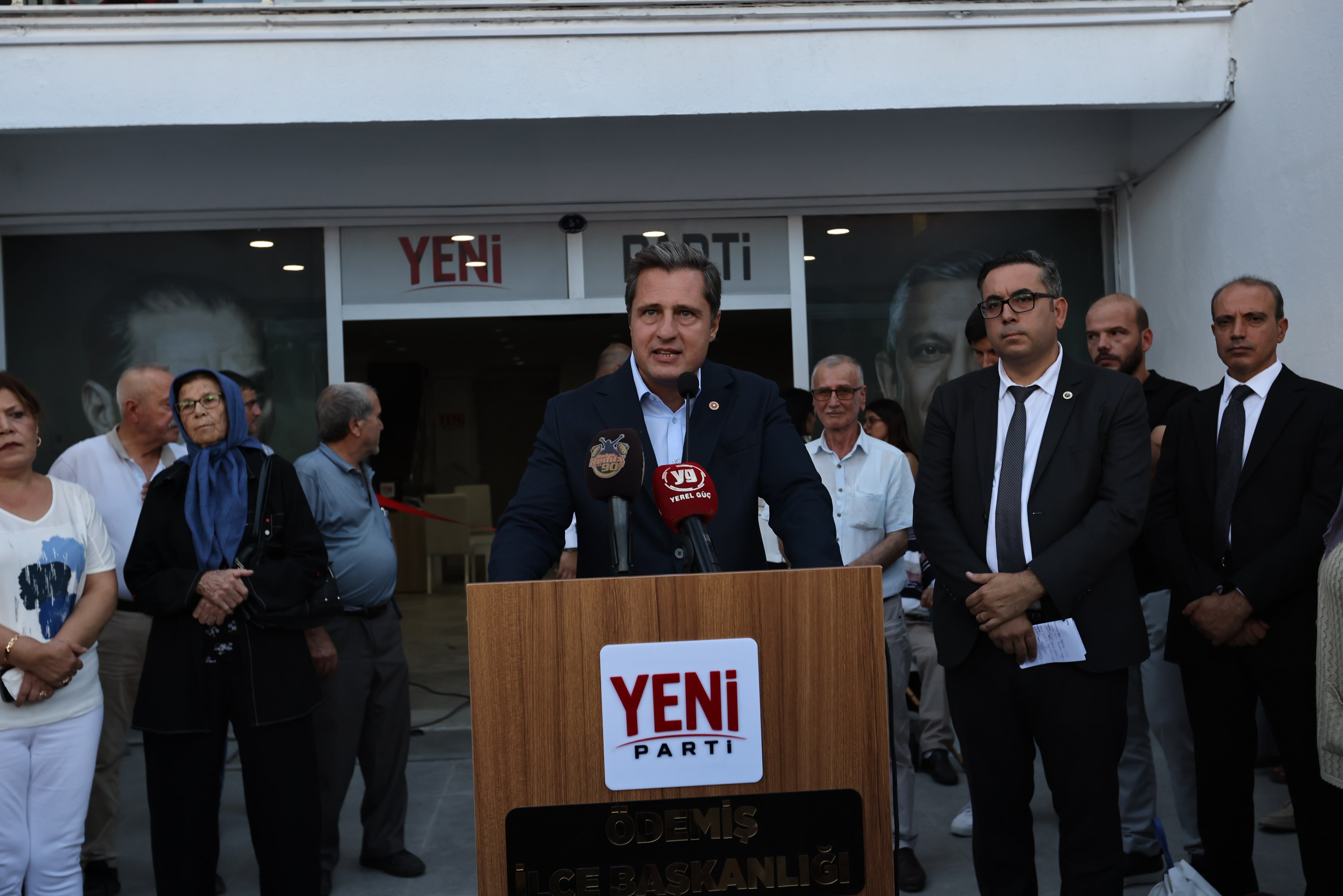 Yeni̇ Parti İzmir’de Büyüyor Ödemiş Ilçe Binasının Açılışı Törenle Gerçekleştirildi! (1)-2