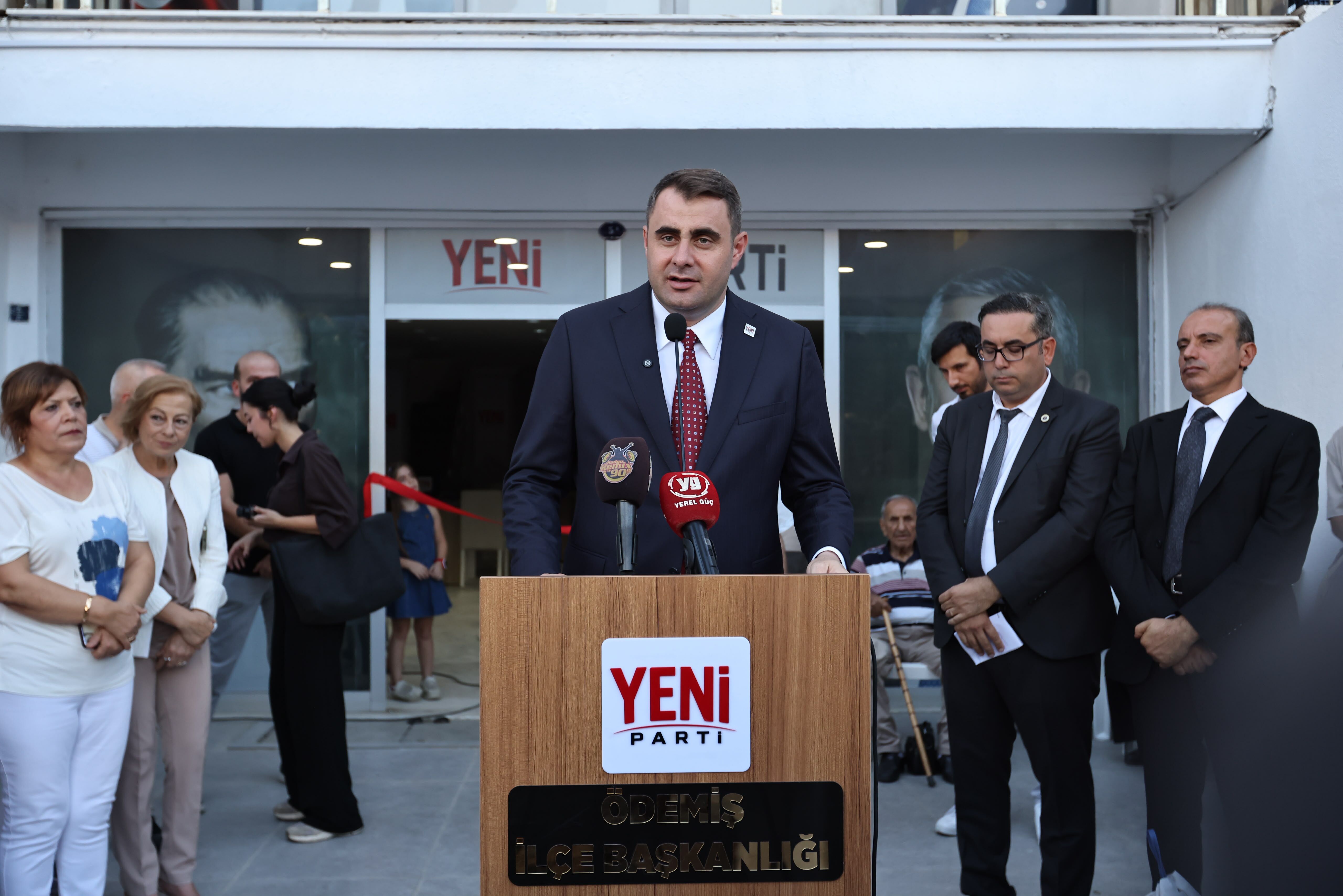Yeni̇ Parti İzmir’de Büyüyor Ödemiş Ilçe Binasının Açılışı Törenle Gerçekleştirildi! (2)