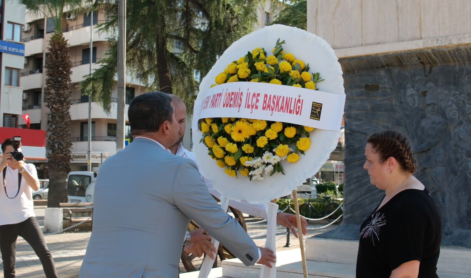 Yeni̇ Parti İzmir’de Büyüyor Ödemiş Ilçe Binasının Açılışı Törenle Gerçekleştirildi! (7)
