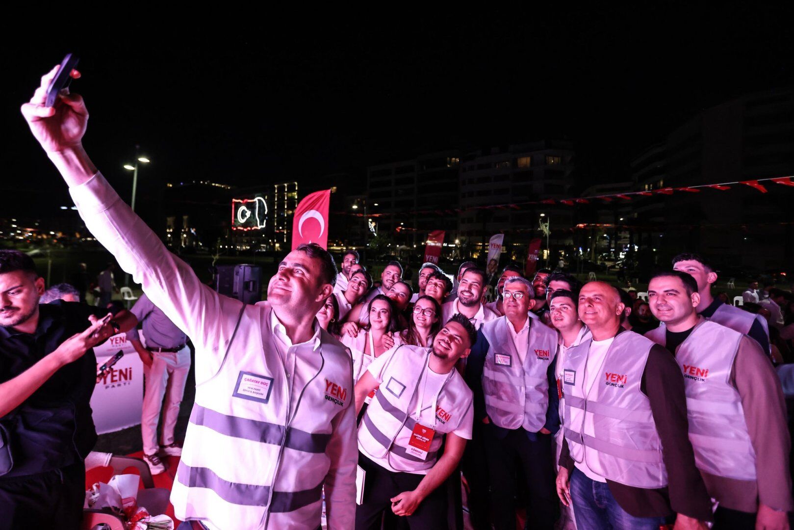 Yeni̇ Parti İzmir’den 30 Ağustos Mesajı Halkın Iradesi Iktidar Olacak (2)
