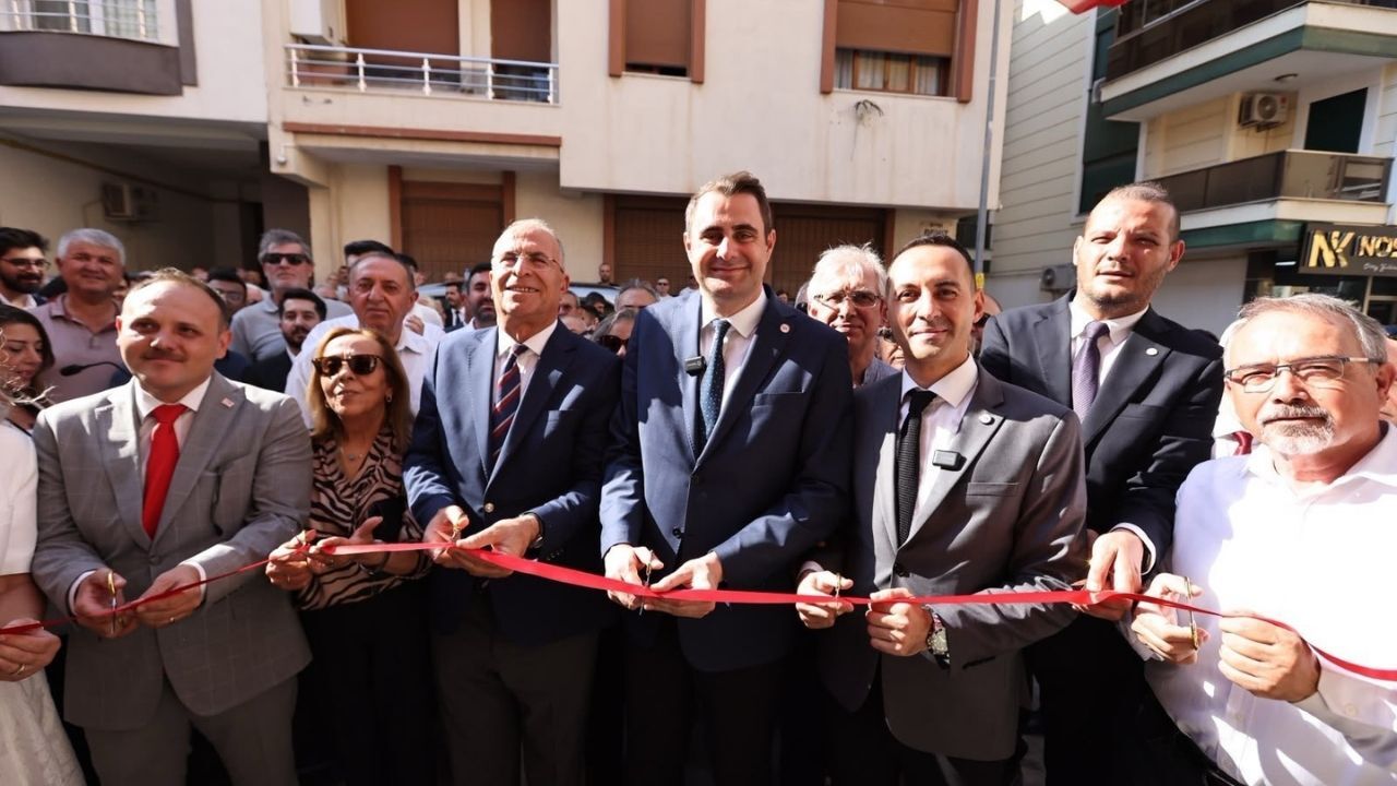 Yeni̇ Parti'den Gaziemir'de Yeni Ilçe Binası Açılışı Umut Ve Mücadeleyi Büyüteceğiz1