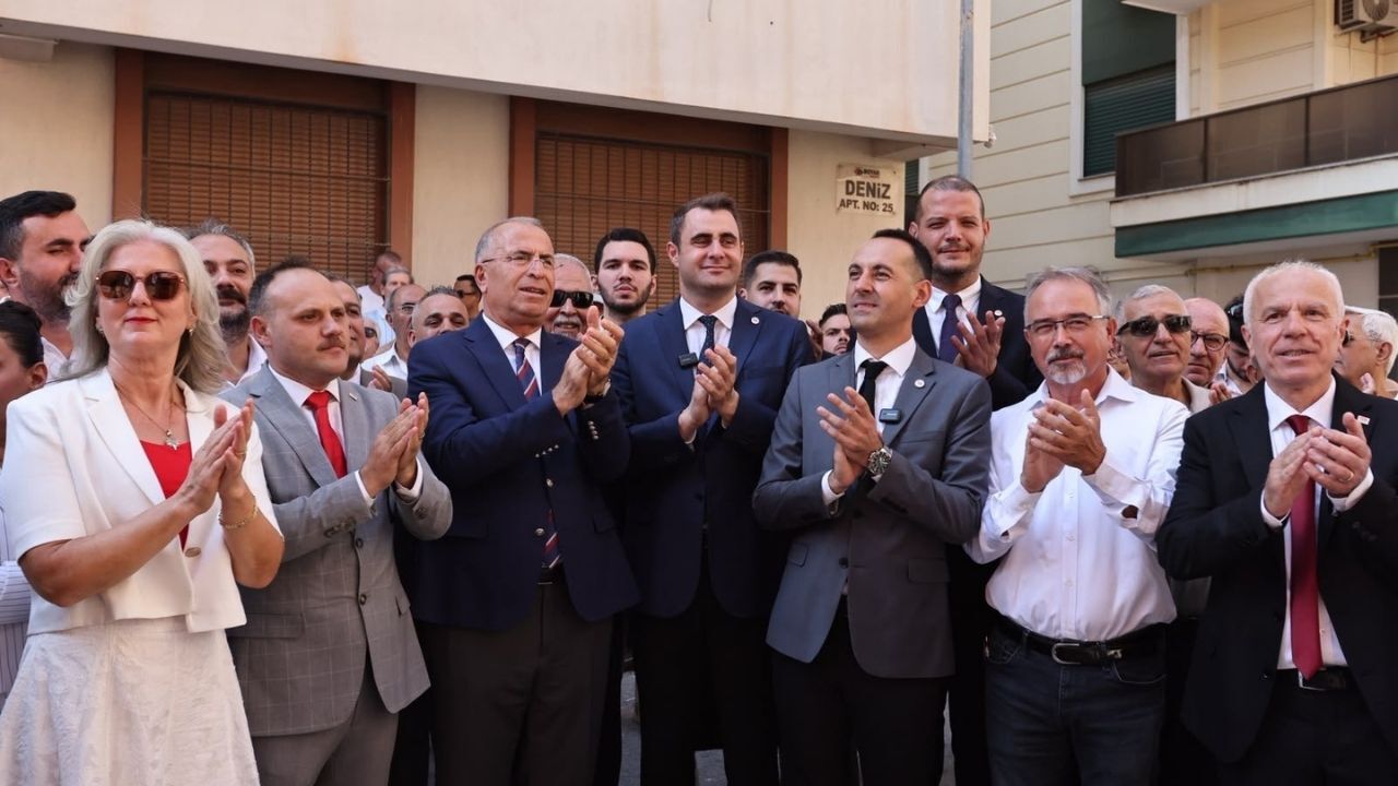 Yeni̇ Parti'den Gaziemir'de Yeni Ilçe Binası Açılışı Umut Ve Mücadeleyi Büyüteceğiz2