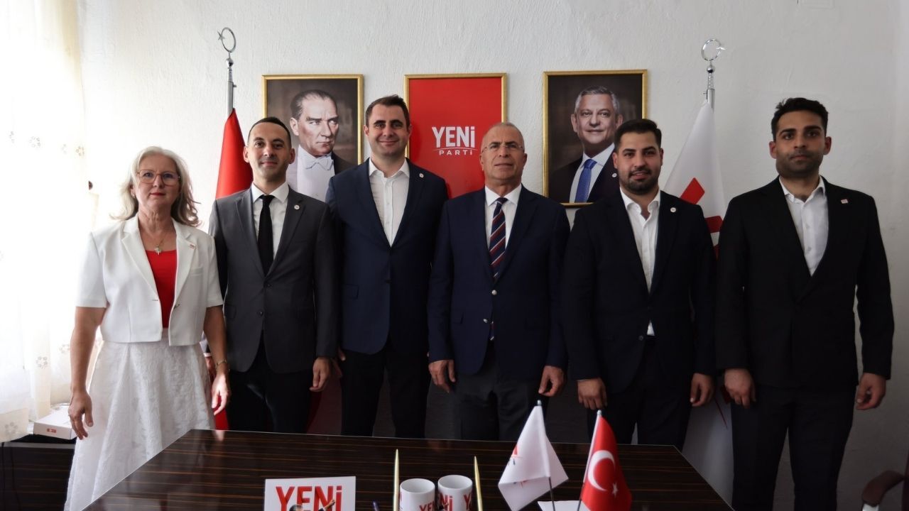 Yeni̇ Parti'den Gaziemir'de Yeni Ilçe Binası Açılışı Umut Ve Mücadeleyi Büyüteceğiz5
