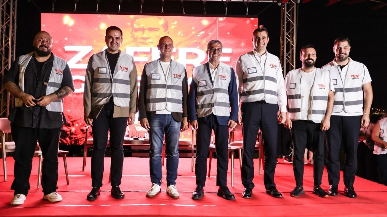 Yeni̇ Parti'den Kordon'da 30 Ağustos Buluşması3